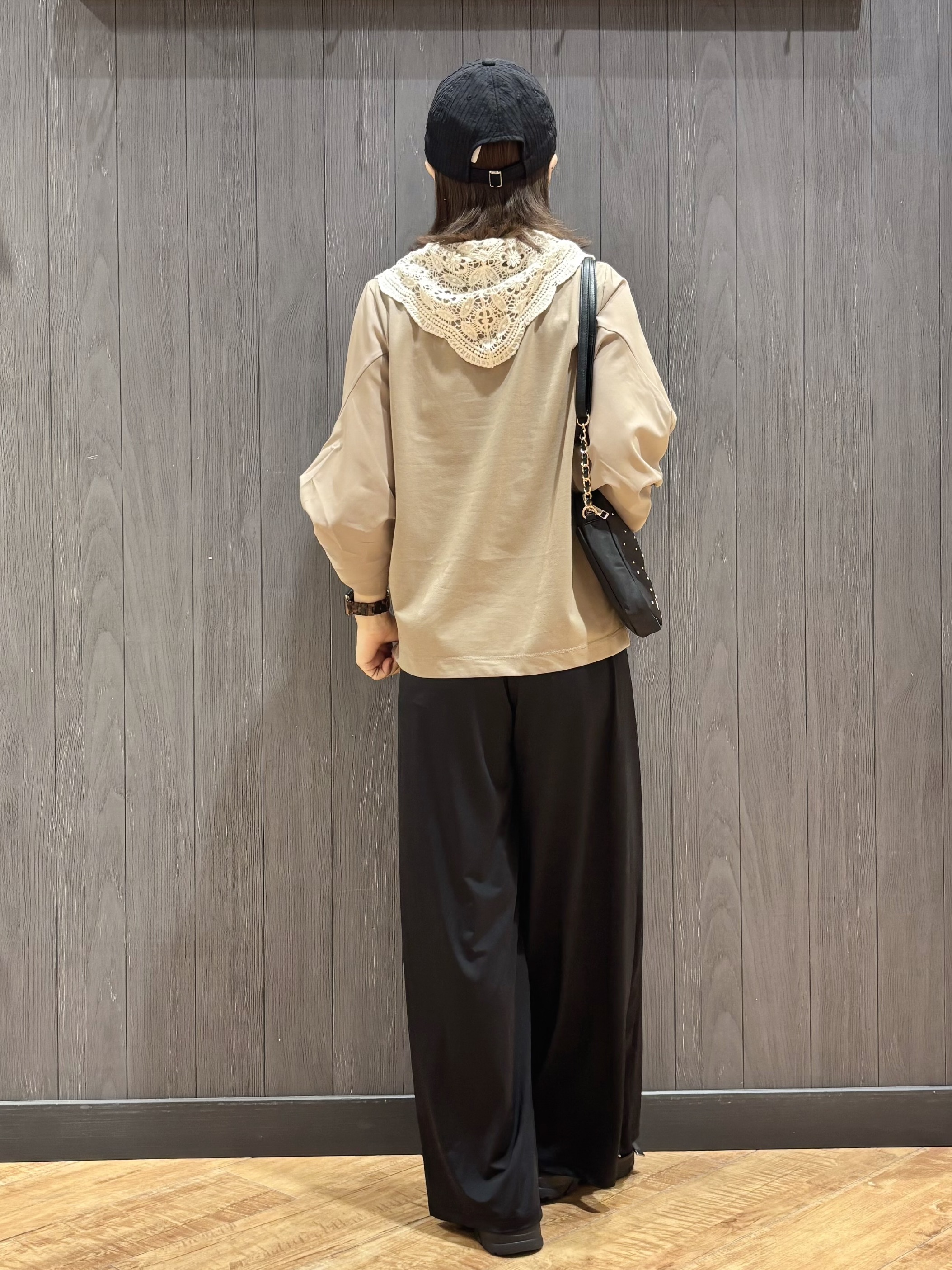 meiさんの「SHOO･LA･RUE｜ON・OFF大活躍ツイストスリーブトップス」を使ったコーディネート