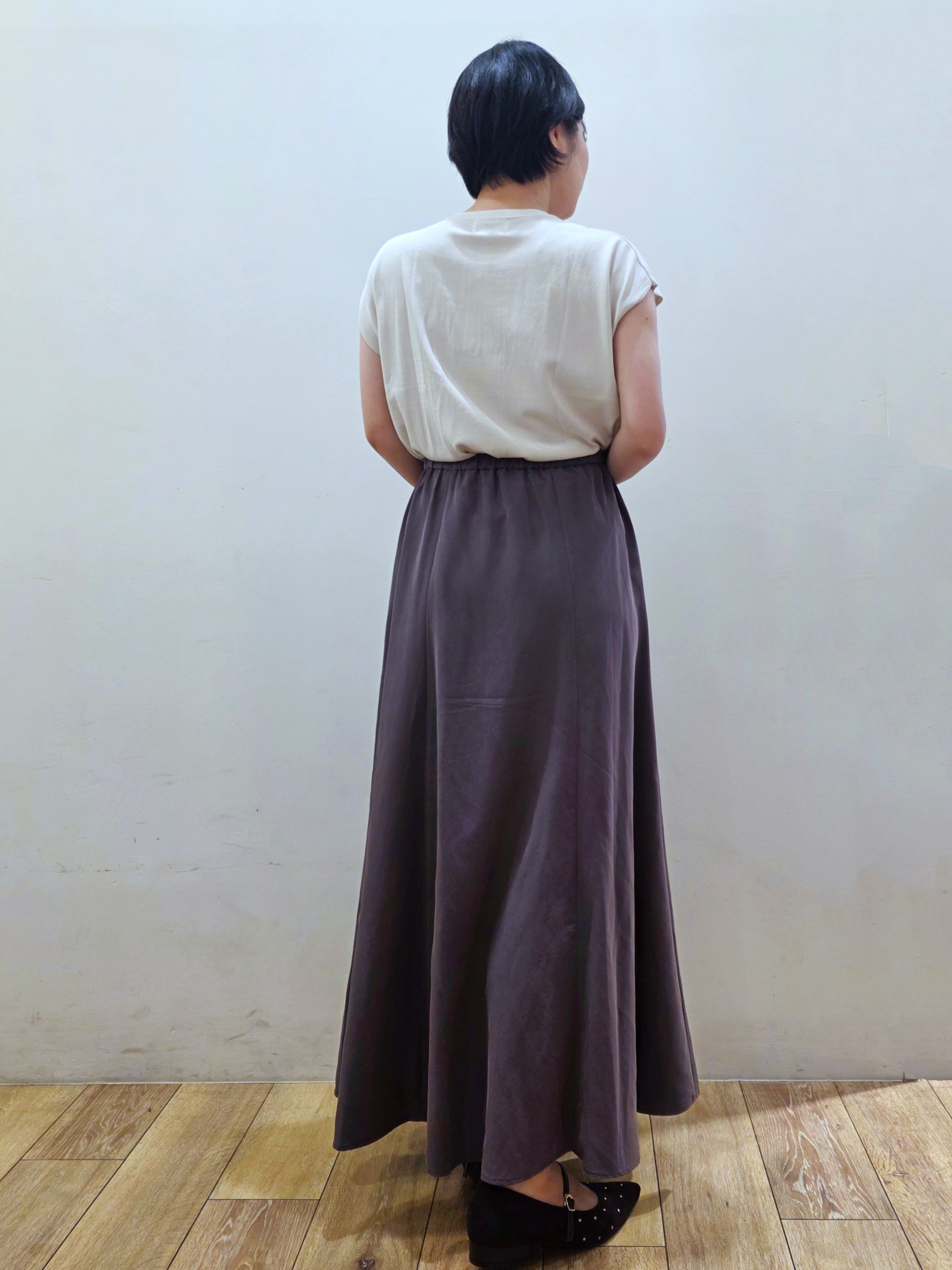 yuyuさんの「OPAQUE.CLIP｜【接触冷感／UV】フリルフレンチスリーブニット《洗濯機OK》」を使ったコーディネート