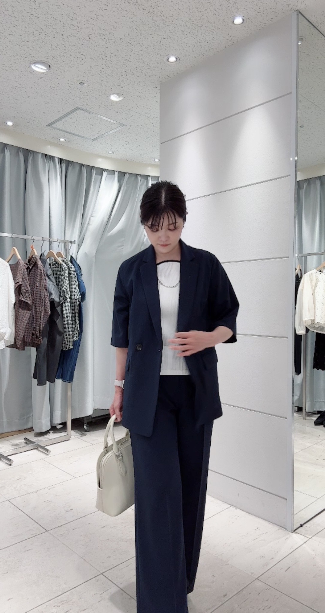 misaさんの「UNTITLED｜【セットアップ可/通気性/UVカット】エアリークールブラウス」を使ったコーディネート
