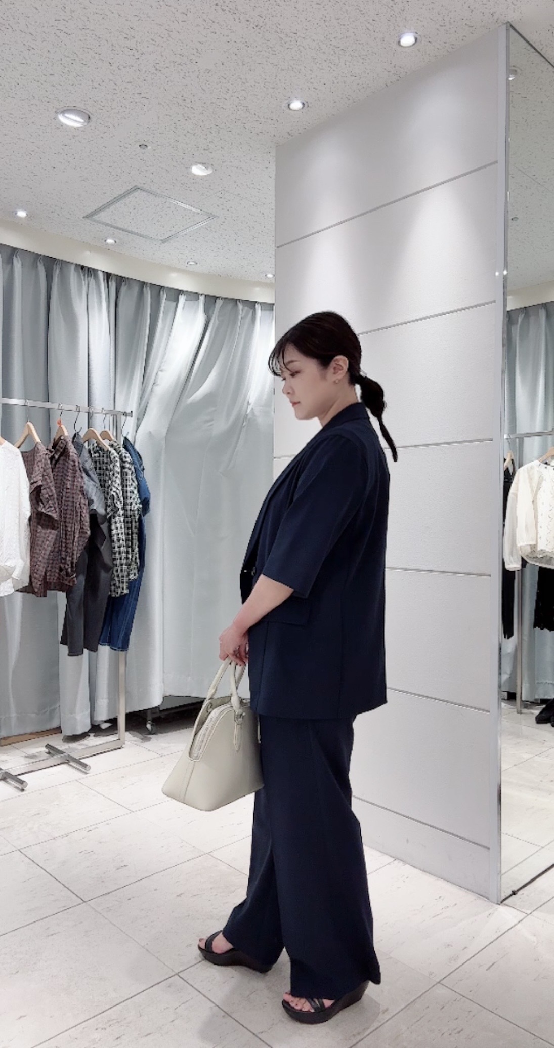 misaさんの「UNTITLED｜【セットアップ可/通気性/UVカット】エアリークールブラウス」を使ったコーディネート