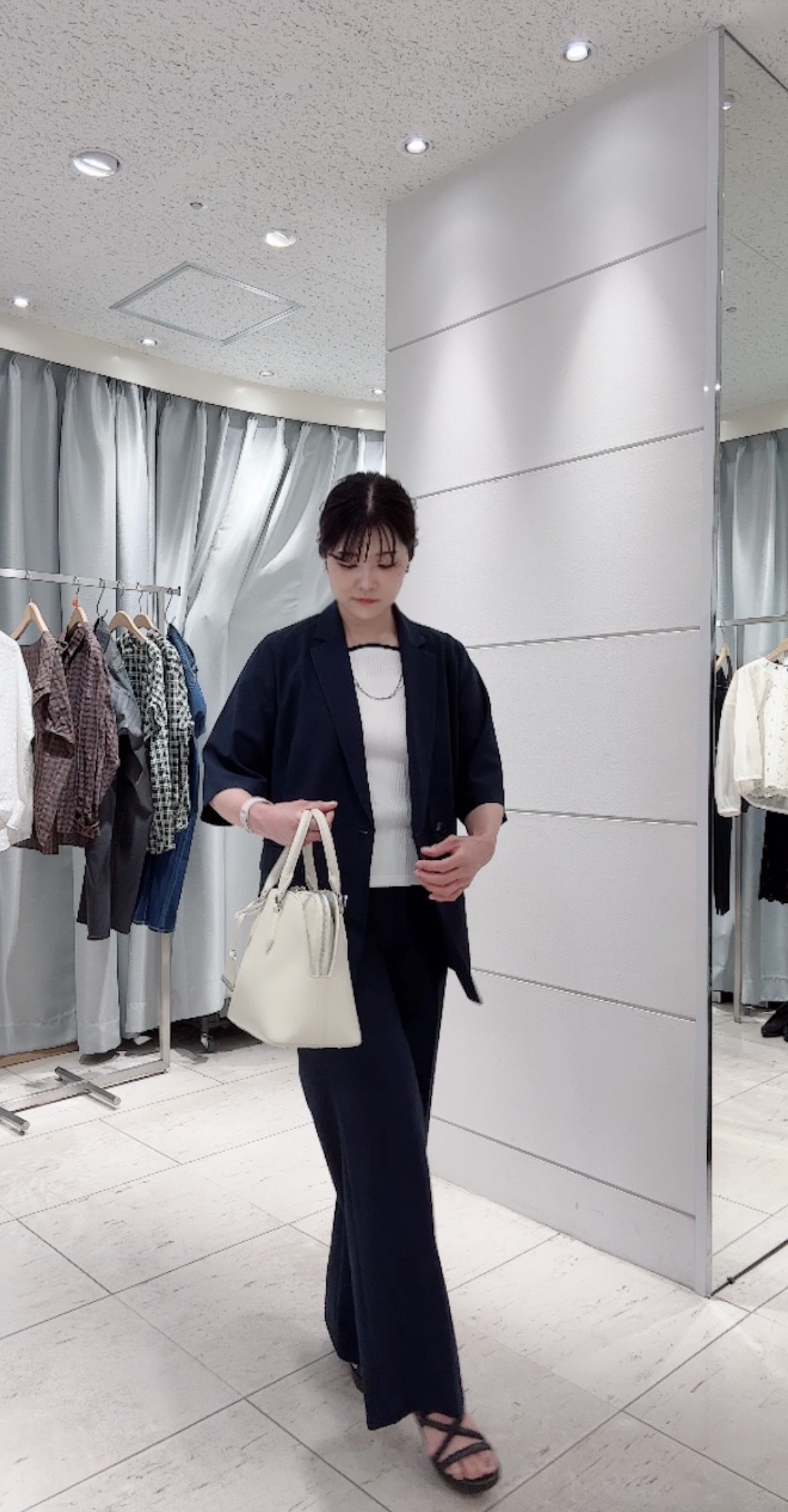 misaさんの「UNTITLED｜【セットアップ可/通気性/UVカット】エアリークールブラウス」を使ったコーディネート