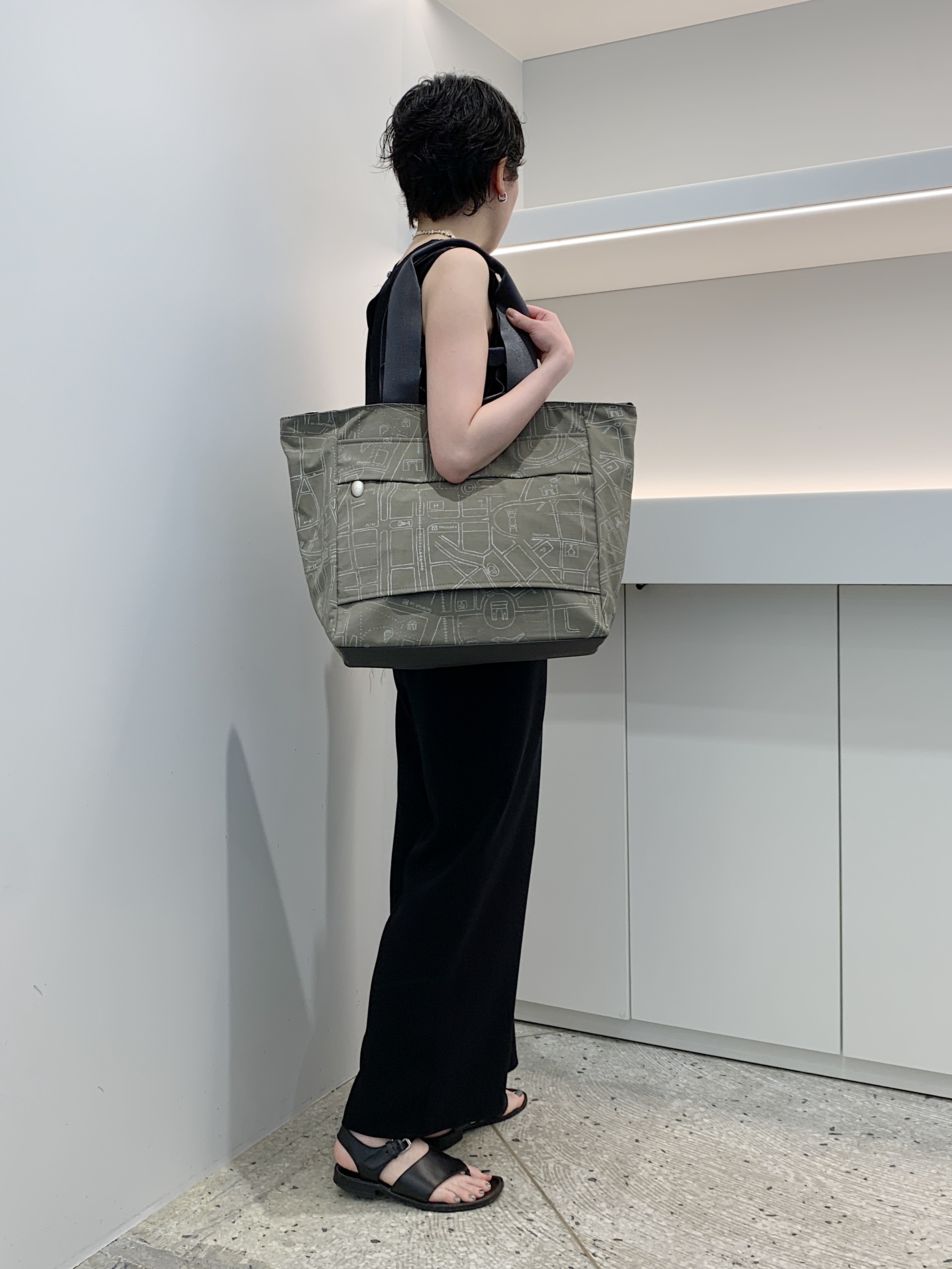 Iさんの「HIROKO HAYASHI｜COMODA（コモダ）ボストンバッグ」を使ったコーディネート
