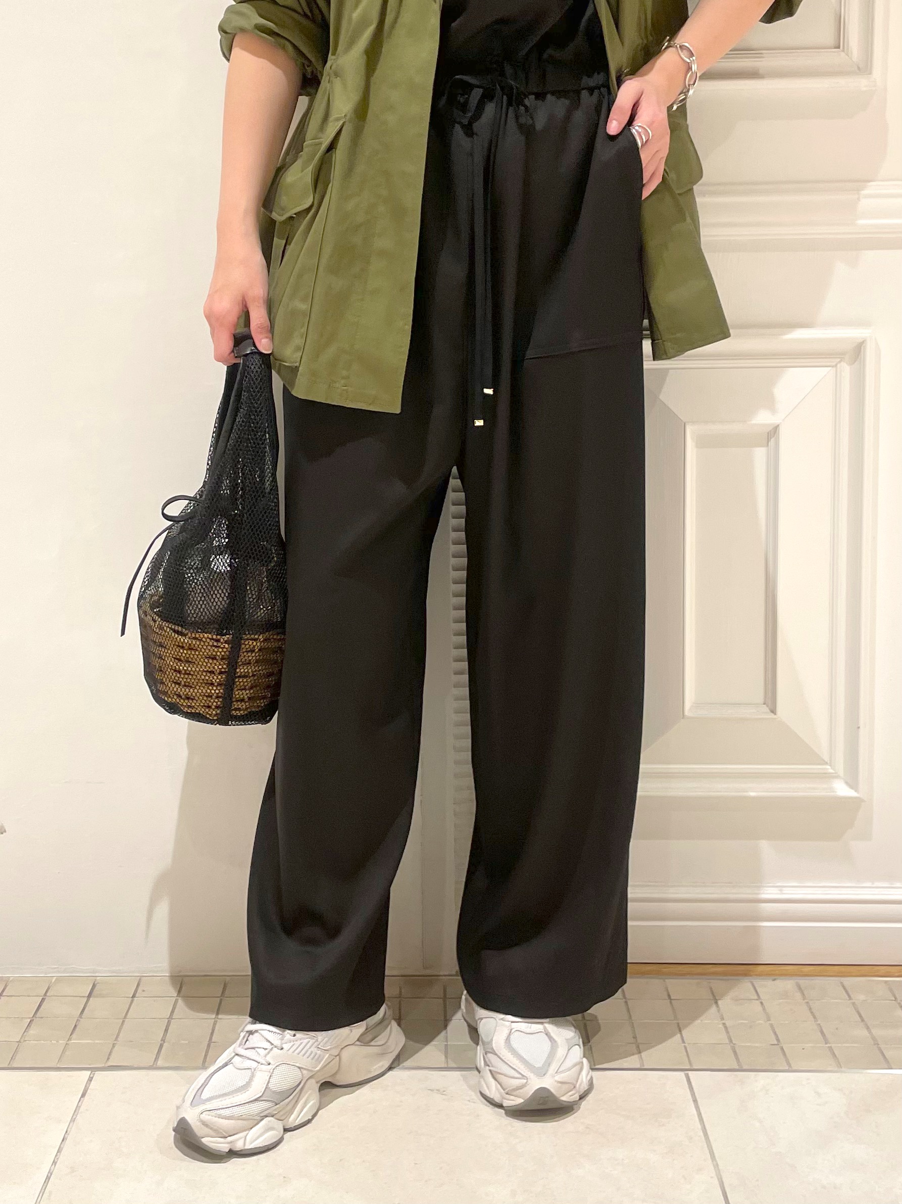 makiさんの「DRESSTERIOR｜【ウォッシャブル】コンパクトコットンミリタリーブルゾン」を使ったコーディネート