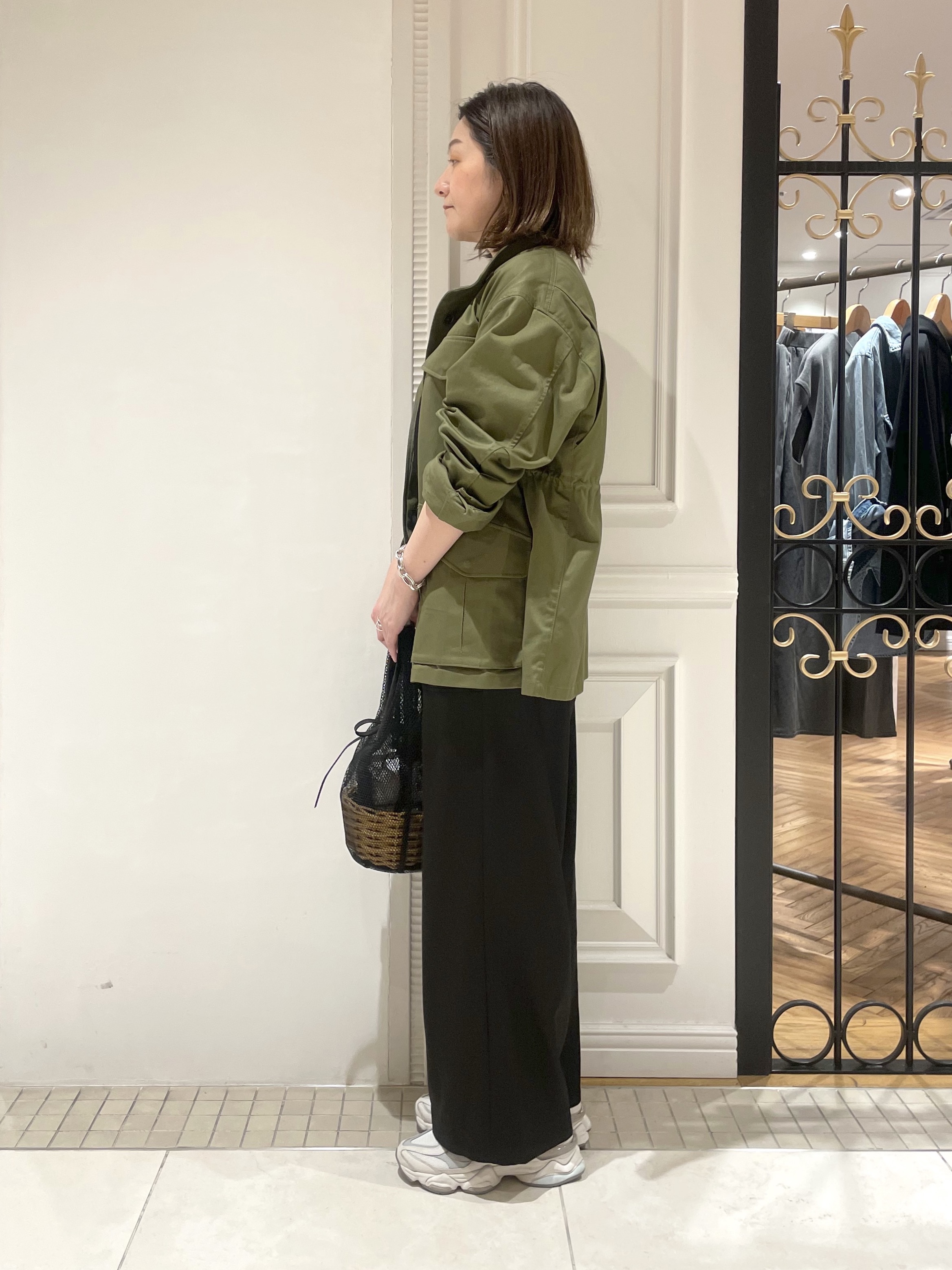 makiさんの「DRESSTERIOR｜【ウォッシャブル】コンパクトコットンミリタリーブルゾン」を使ったコーディネート