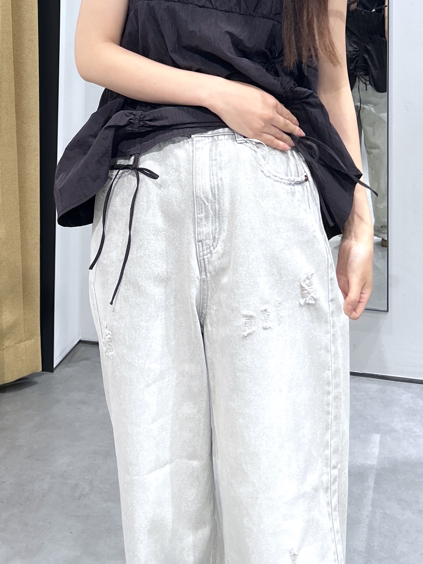 Renoさんの「INDIVI｜ナイロンギャザービスチェ」を使ったコーディネート