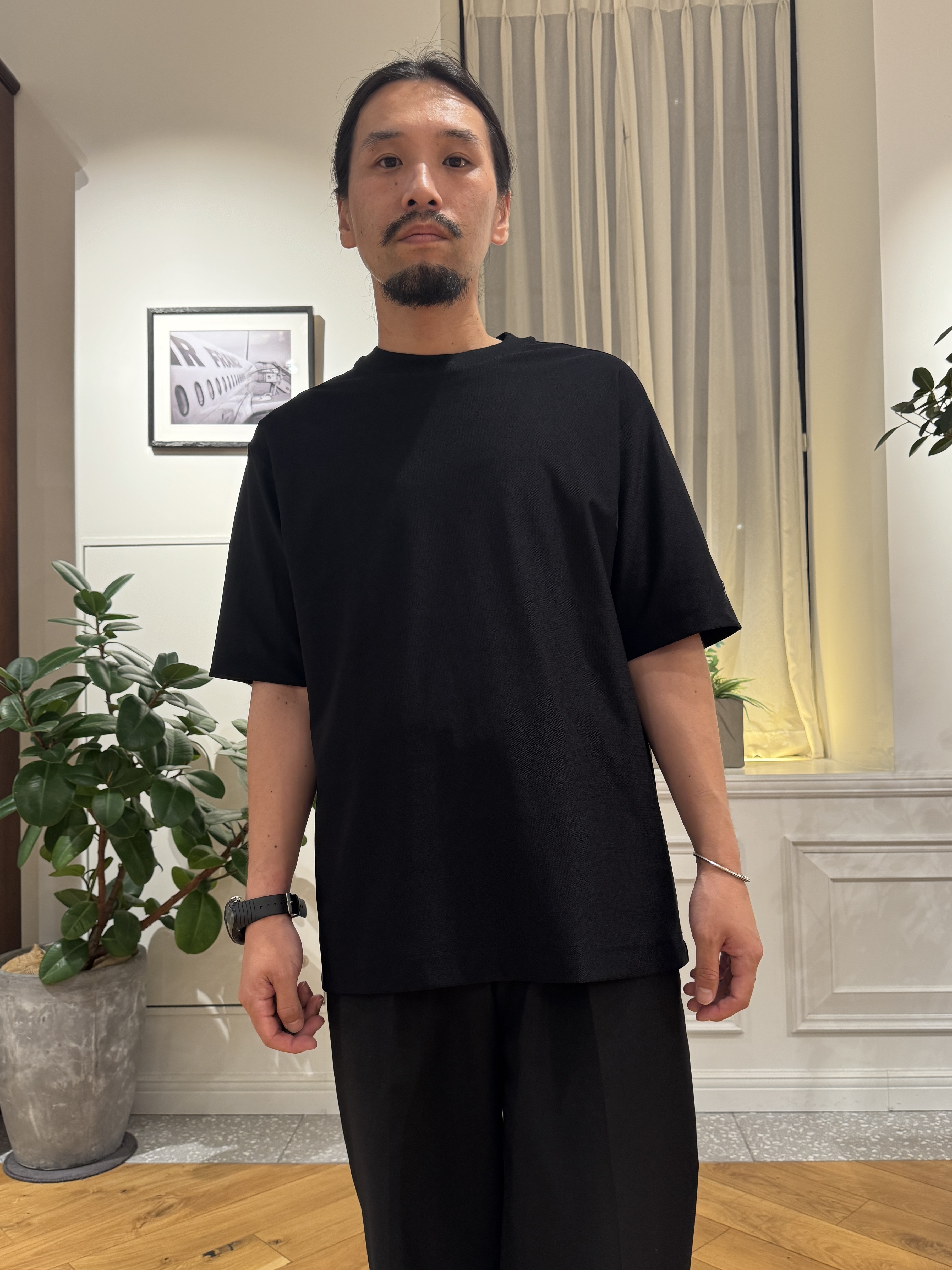 kawarataniさんの「DRESSTERIOR｜【接触冷感/UVカット/ウォッシャブル】AIRTOOL クルーネックTシャツ」を使ったコーディネート