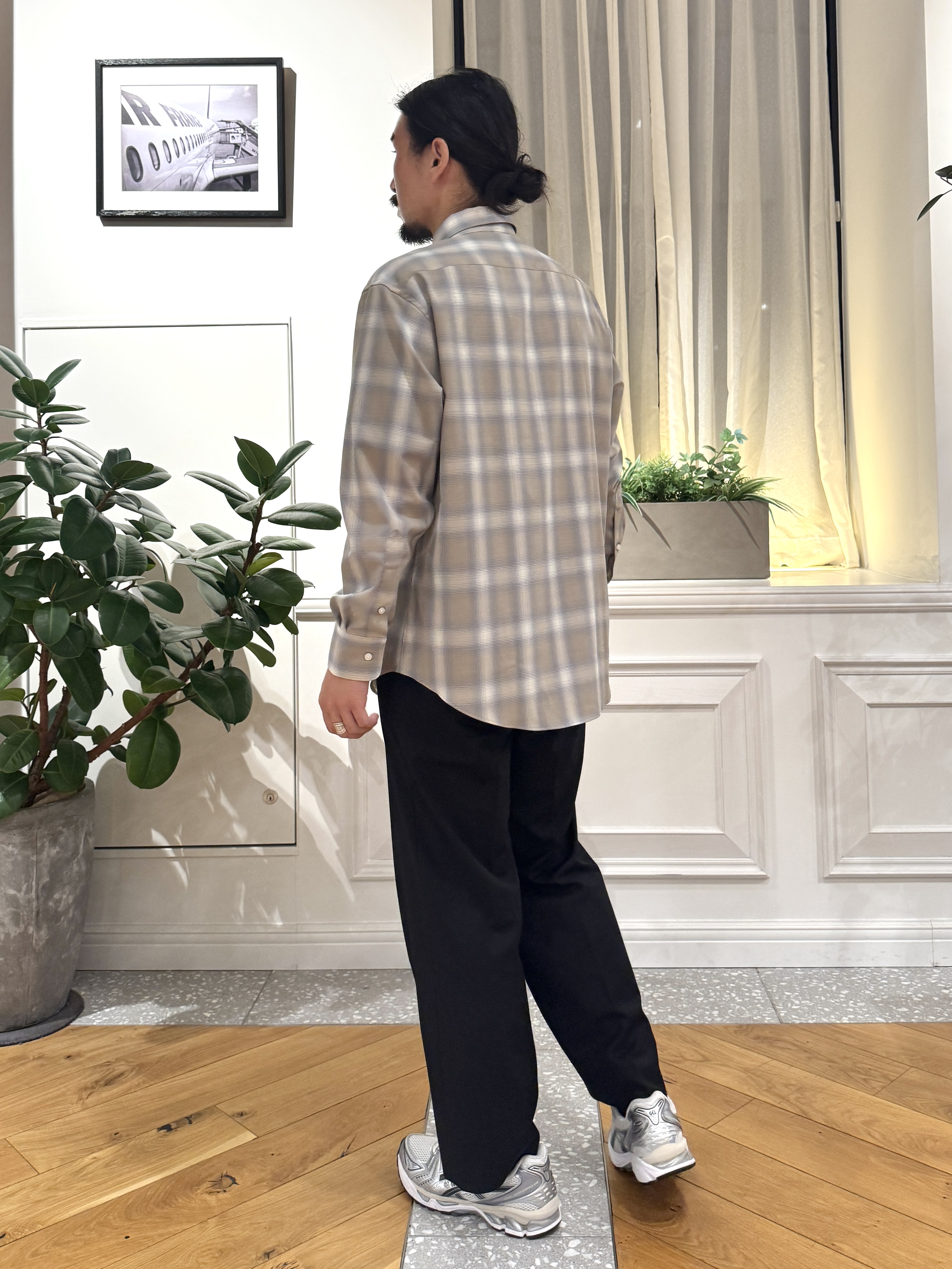 kawarataniさんの「DRESSTERIOR｜オンブレーチェックシャツ」を使ったコーディネート
