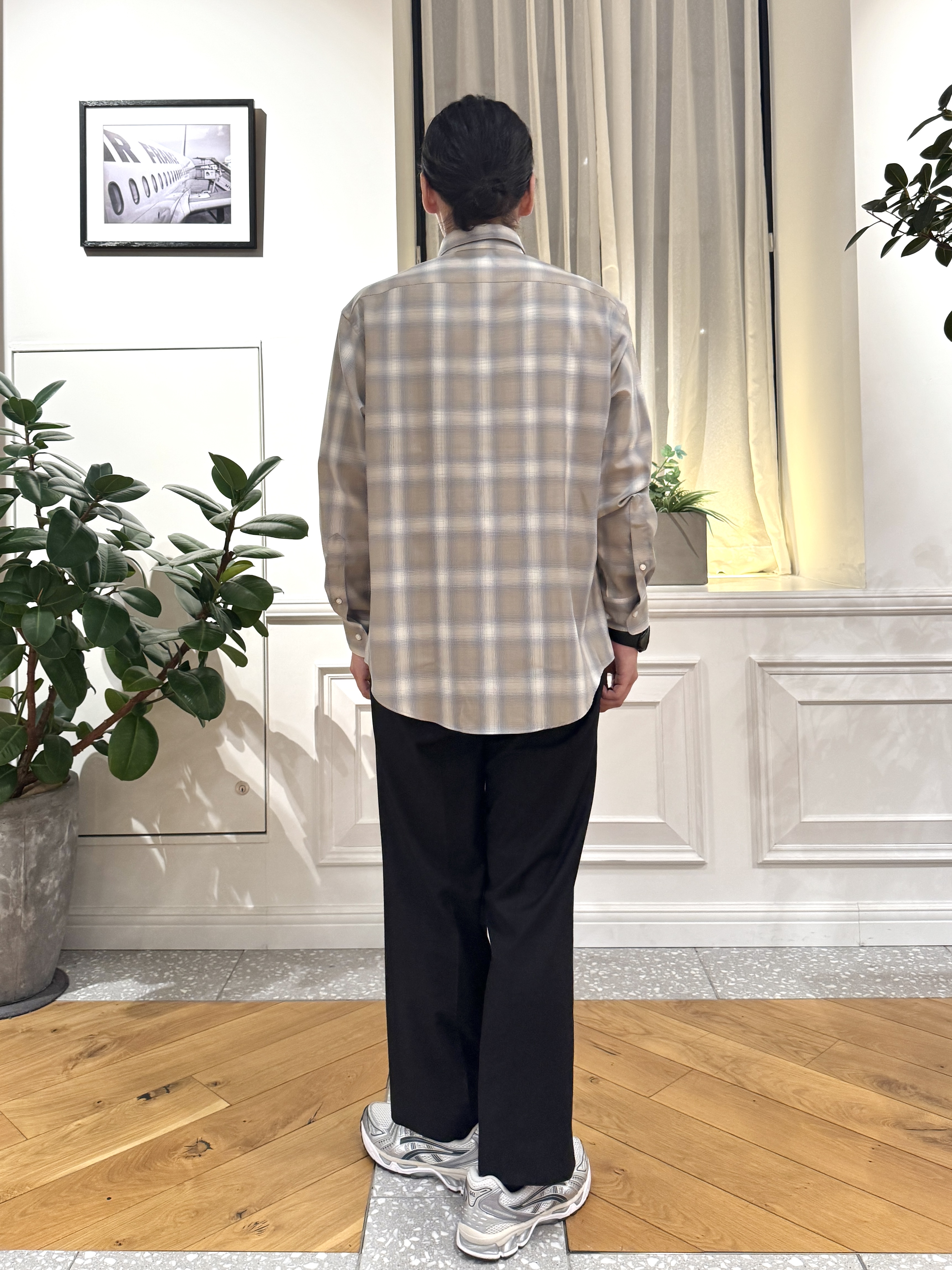 kawarataniさんの「DRESSTERIOR｜オンブレーチェックシャツ」を使ったコーディネート