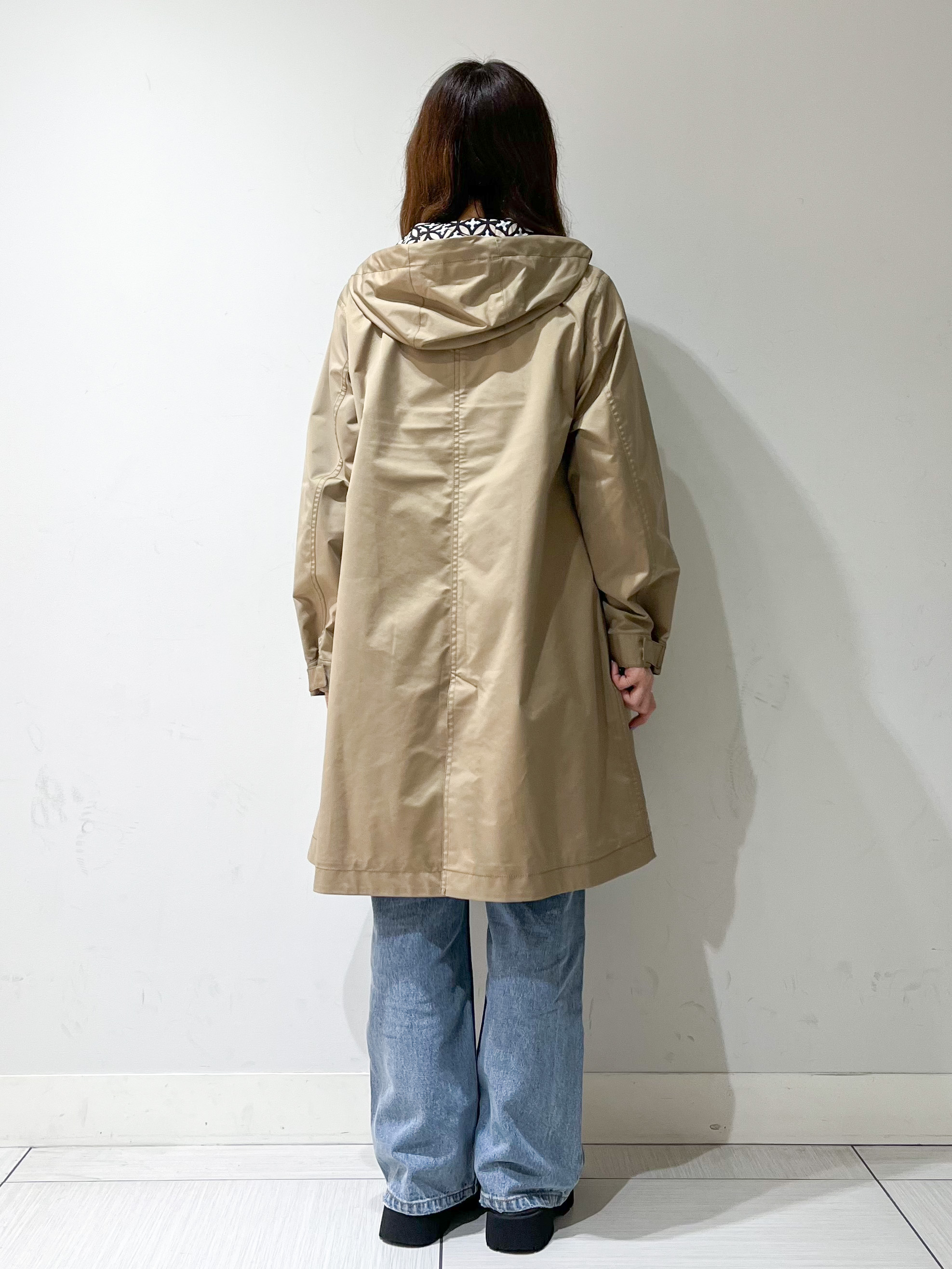 じゅんさんの「DRESSTERIOR｜【ウォッシャブル/撥水素材】撥水フーテッドツイルコート」を使ったコーディネート