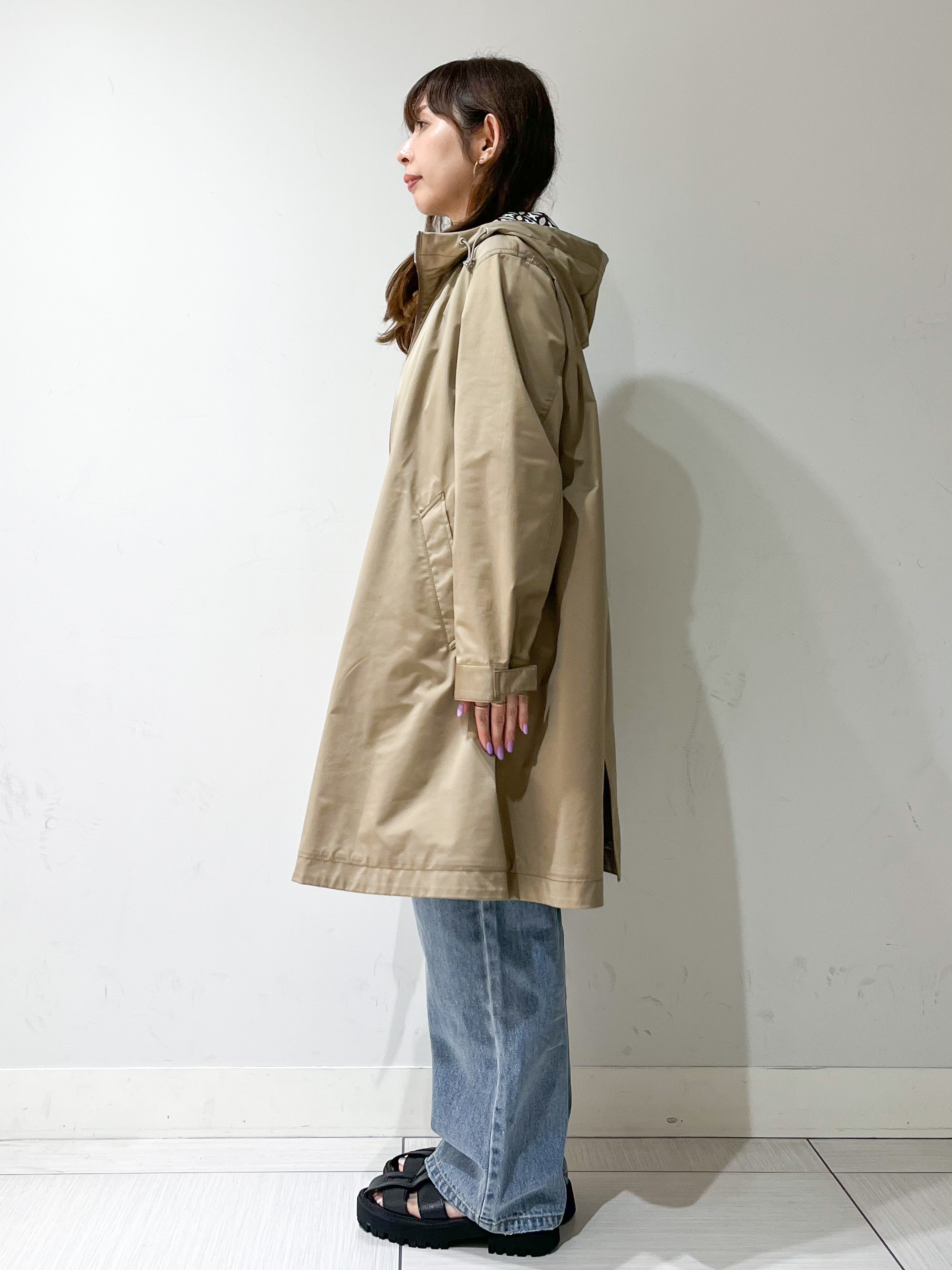 じゅんさんの「DRESSTERIOR｜【ウォッシャブル/撥水素材】撥水フーテッドツイルコート」を使ったコーディネート