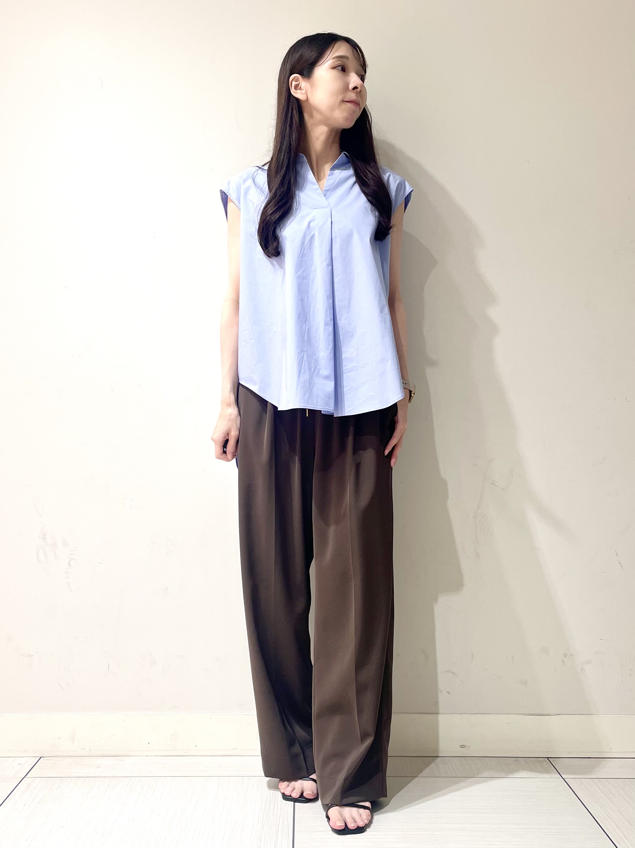 ことさんの「DRESSTERIOR｜フレンチスリーブ スキッパーブラウス」を使ったコーディネート