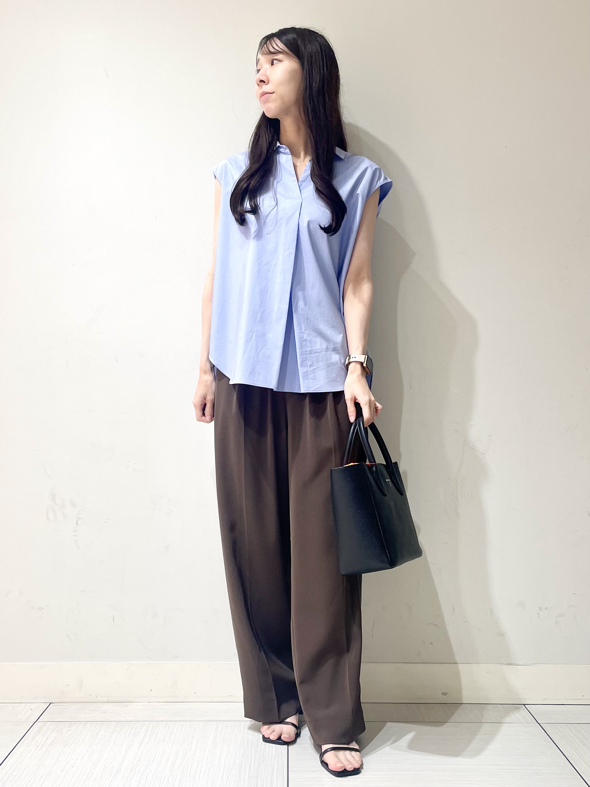 ことさんの「DRESSTERIOR｜フレンチスリーブ スキッパーブラウス」を使ったコーディネート