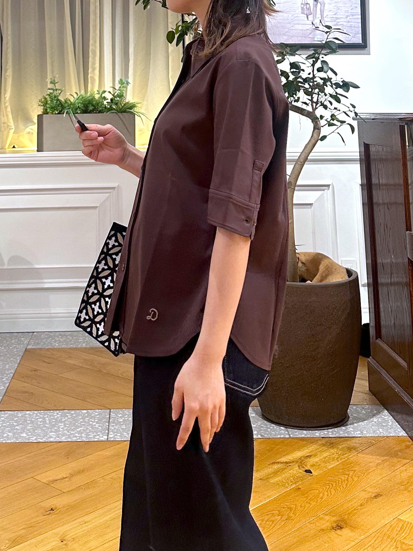 なべこさんの「DRESSTERIOR｜【接触冷感／抗菌防臭／消臭】ICE CLEAR COTTON ハーフスリーブシャツ」を使ったコーディネート