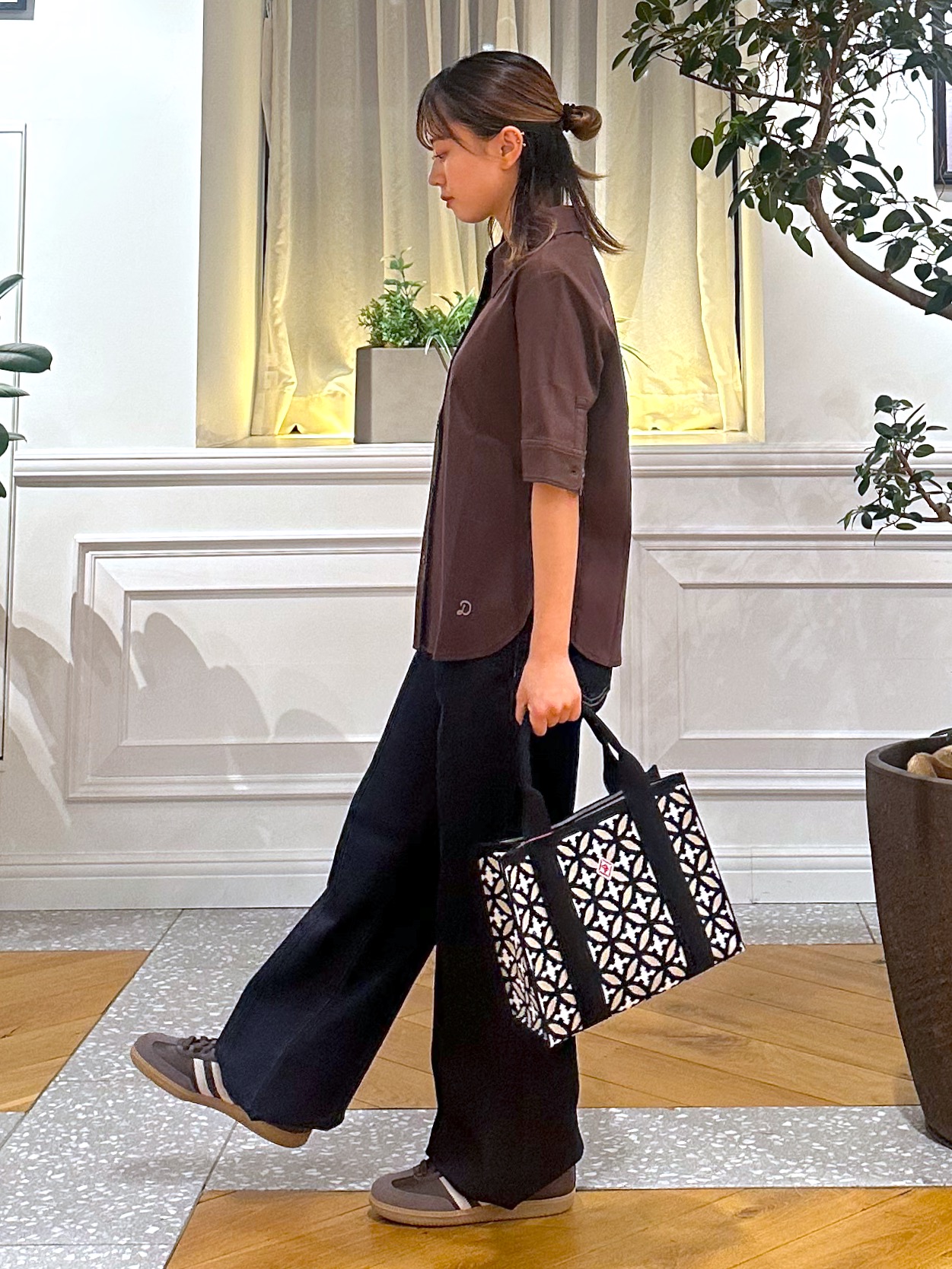 なべこさんの「DRESSTERIOR｜【接触冷感／抗菌防臭／消臭】ICE CLEAR COTTON ハーフスリーブシャツ」を使ったコーディネート