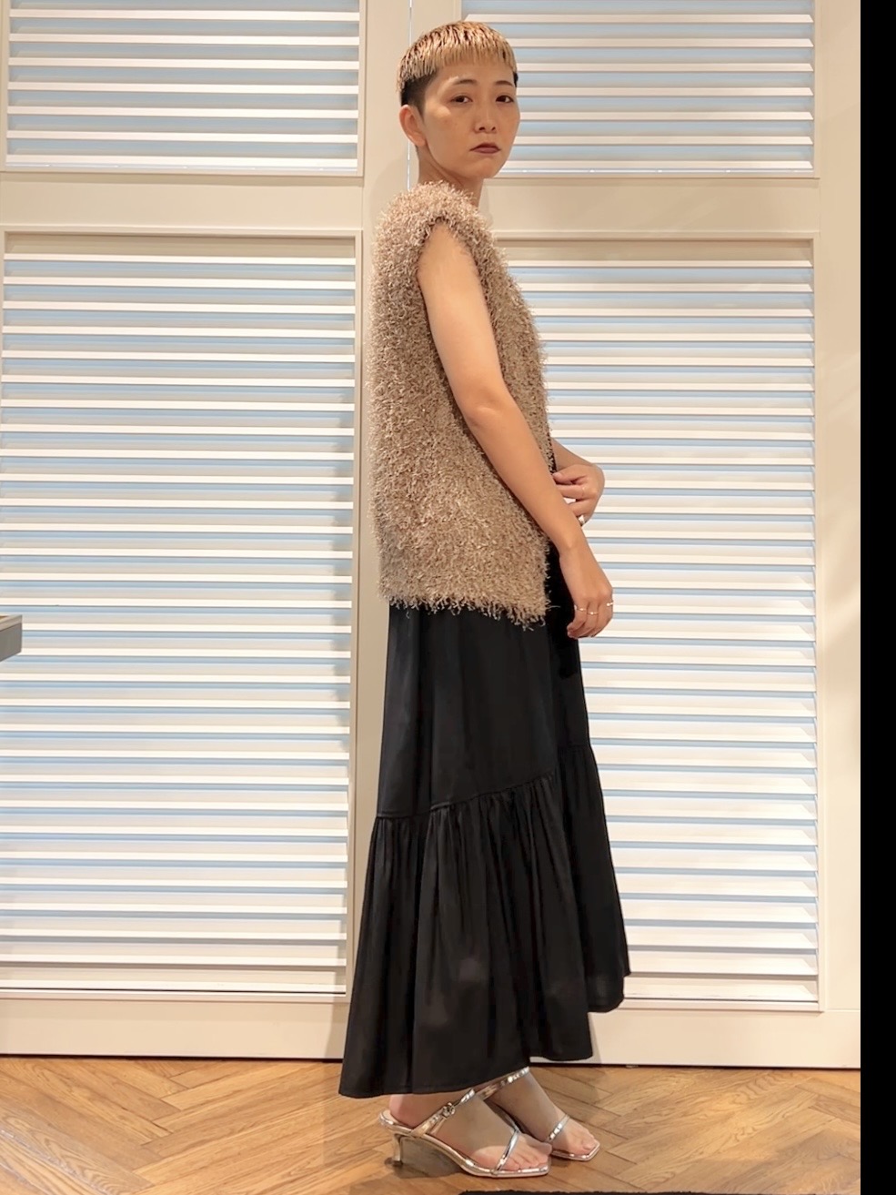 OCHIAIさんの「DRESSTERIOR｜フェザーヤーン2WAYニットプルオーバー」を使ったコーディネート