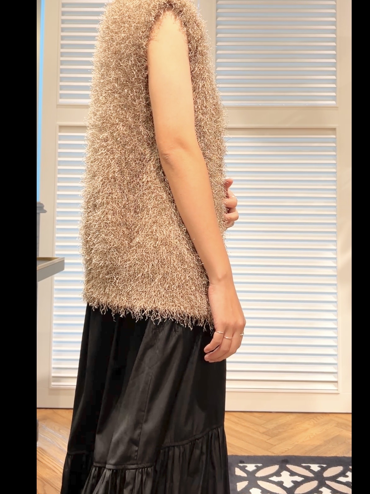 OCHIAIさんの「DRESSTERIOR｜フェザーヤーン2WAYニットプルオーバー」を使ったコーディネート