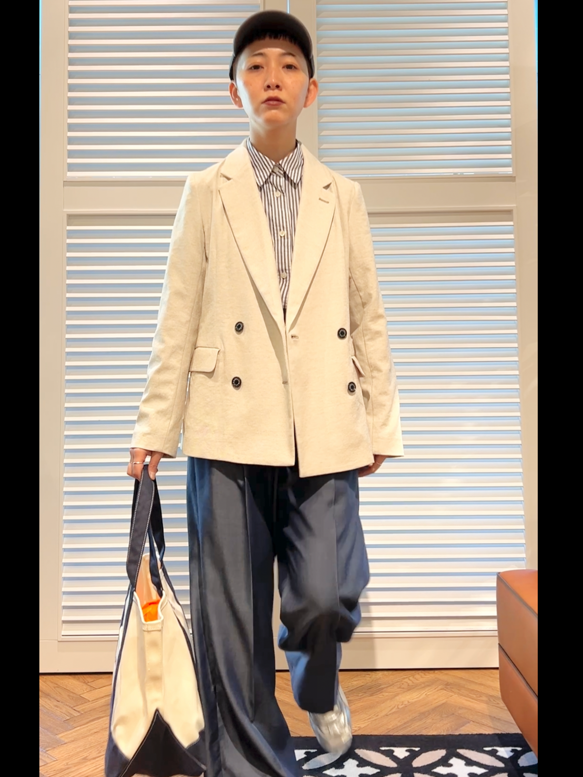 OCHIAIさんの「DRESSTERIOR｜◆【通勤/着映え/ウォッシャブル】オーバーシルエット ロンストシャツ」を使ったコーディネート