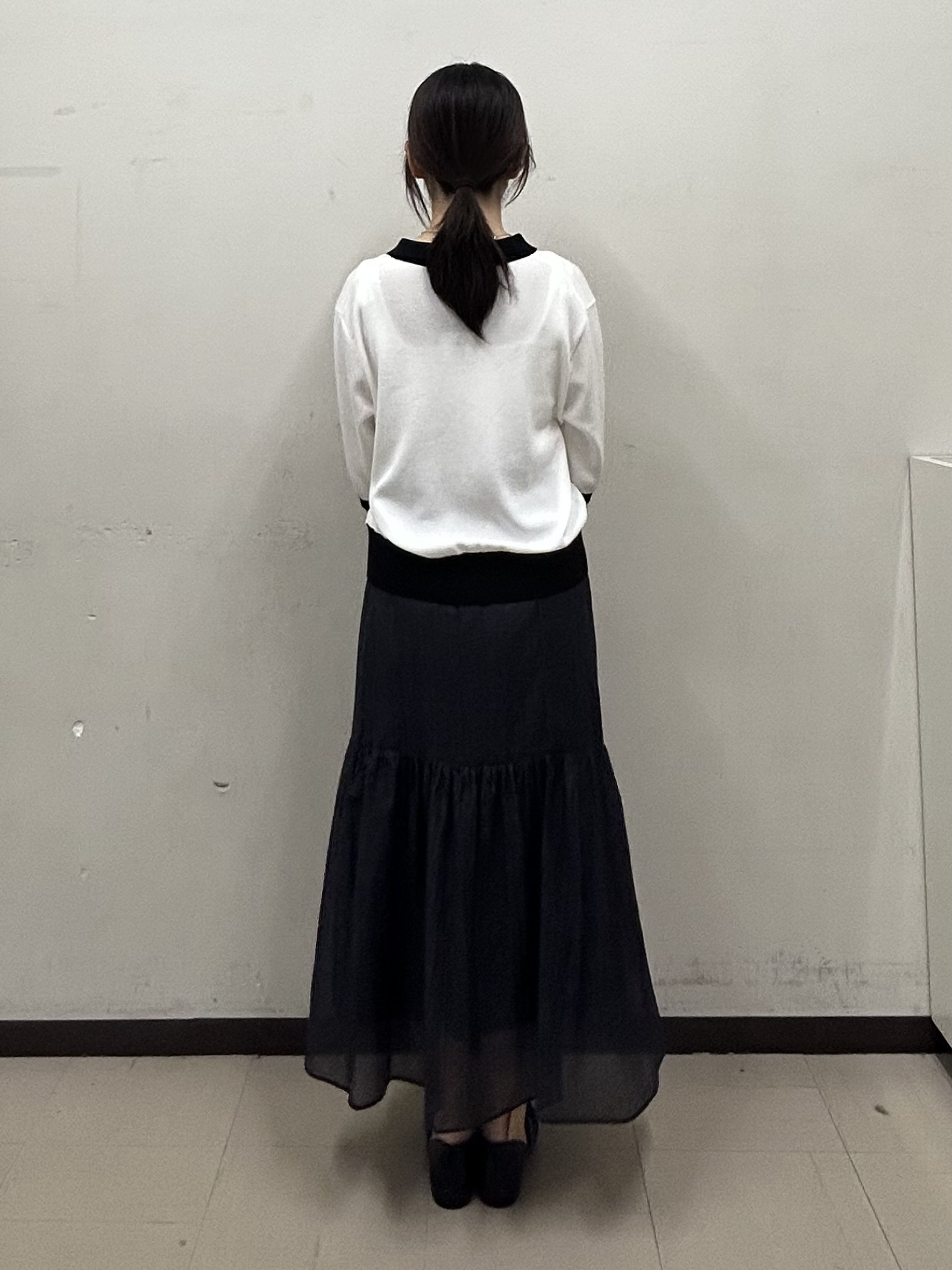 noeさんの「INDIVI｜【バイカラー】衿付きシャツ風ニット」を使ったコーディネート