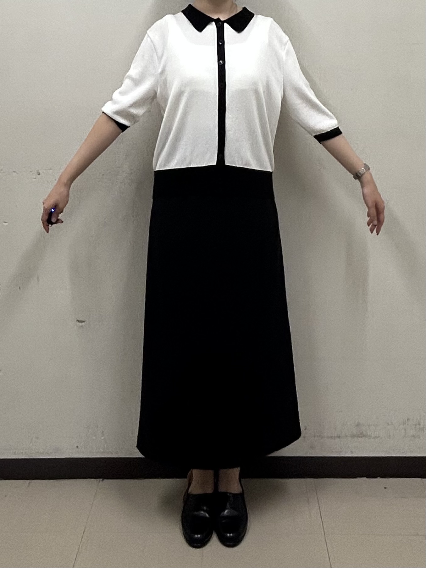 noeさんの「INDIVI｜【バイカラー】衿付きシャツ風ニット」を使ったコーディネート