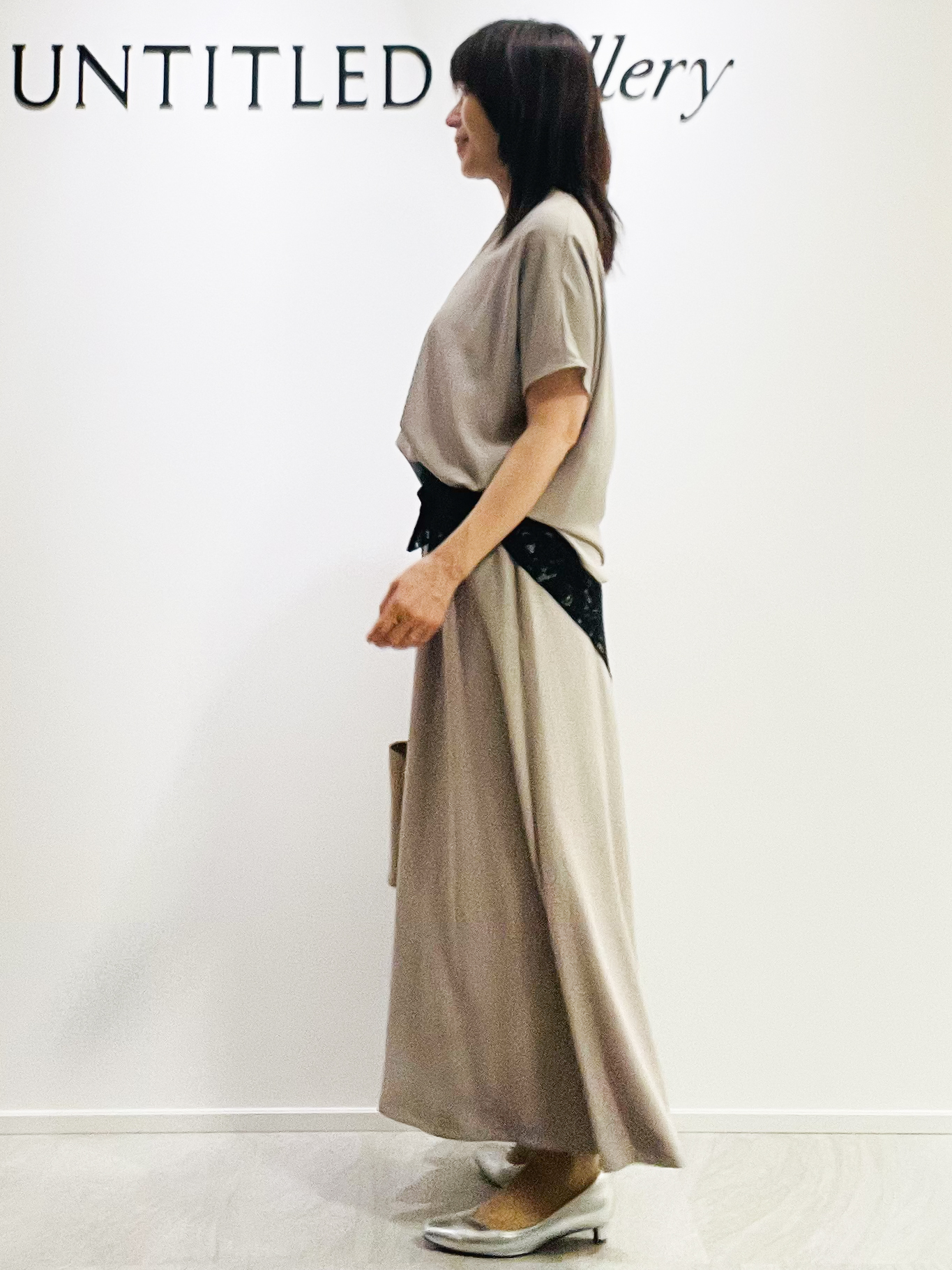 めいさんの「UNTITLED｜【UV/接触冷感/セットアップ可】リラクシーキーVネックブラウス」を使ったコーディネート