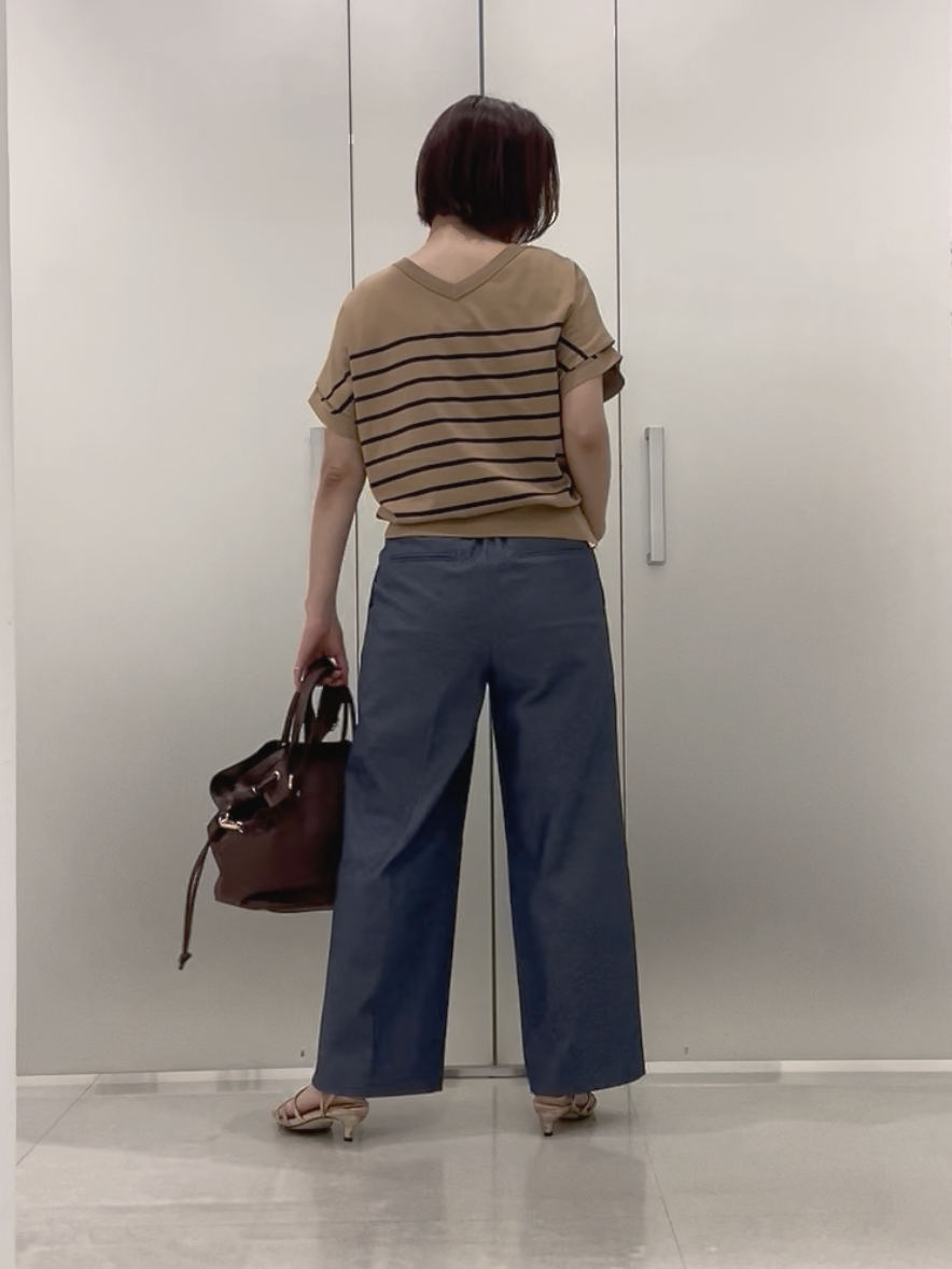 まどかさんの「UNTITLED｜【肌に張りつきにくい/前後2WAY】ドライタッチコットンプルオーバー」を使ったコーディネート