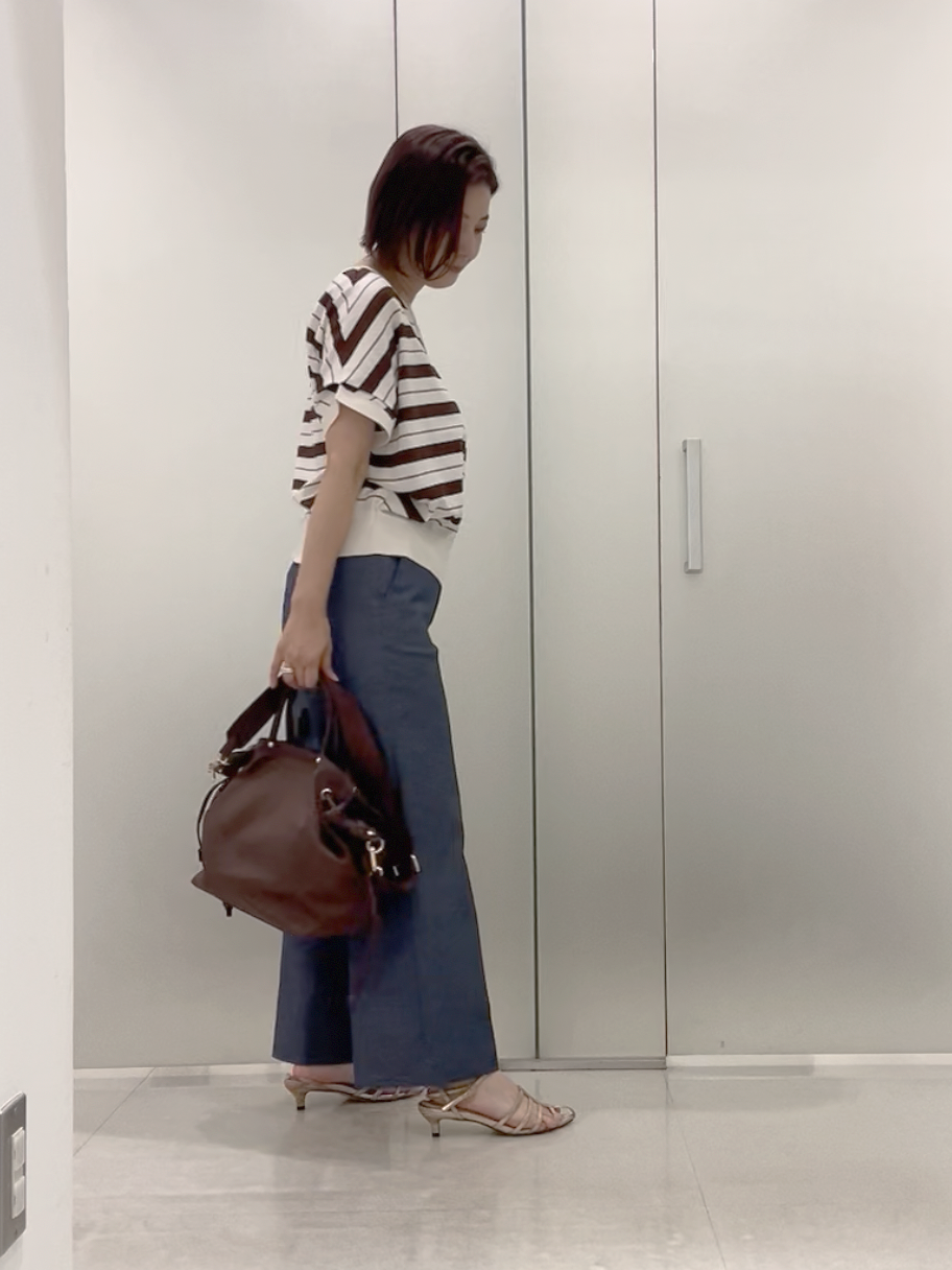 まどかさんの「UNTITLED｜【接触冷感/洗える/後ろウエストゴム】オックスワイドパンツ」を使ったコーディネート