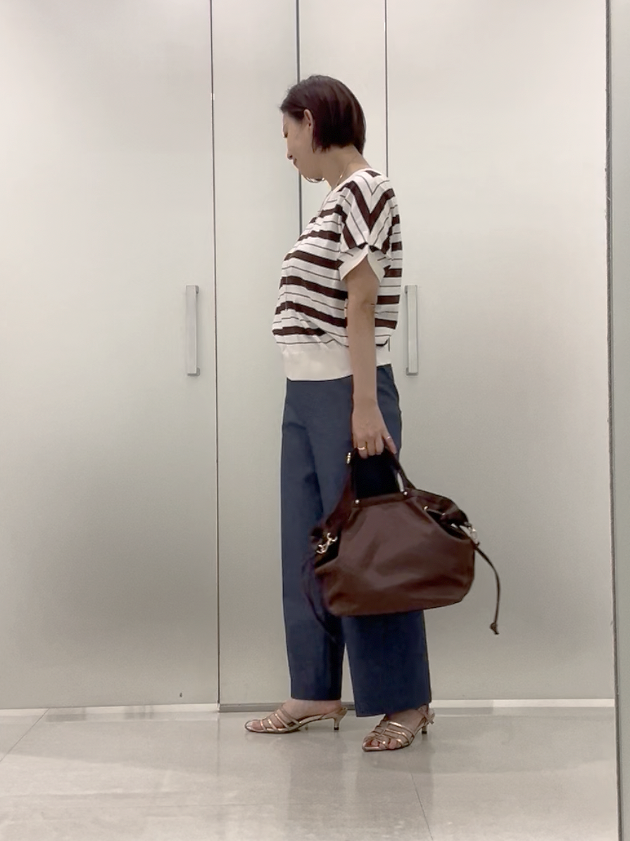 まどかさんの「UNTITLED｜【接触冷感/洗える/後ろウエストゴム】オックスワイドパンツ」を使ったコーディネート