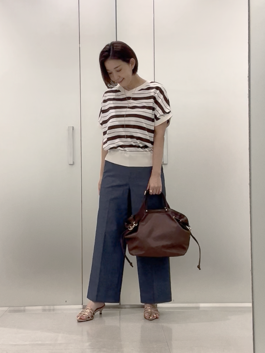 まどかさんの「UNTITLED｜【接触冷感/洗える/後ろウエストゴム】オックスワイドパンツ」を使ったコーディネート
