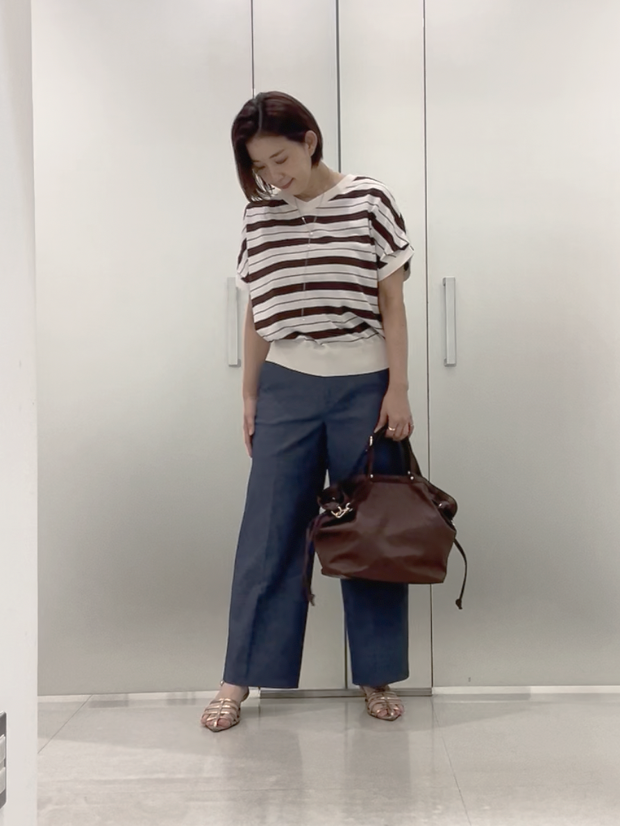 まどかさんの「UNTITLED｜【接触冷感/洗える/後ろウエストゴム】オックスワイドパンツ」を使ったコーディネート