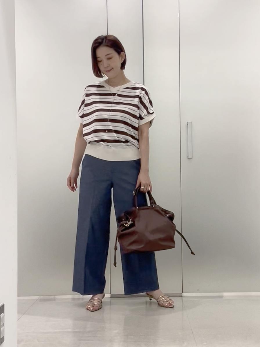 まどかさんの「UNTITLED｜【接触冷感/洗える/後ろウエストゴム】オックスワイドパンツ」を使ったコーディネート
