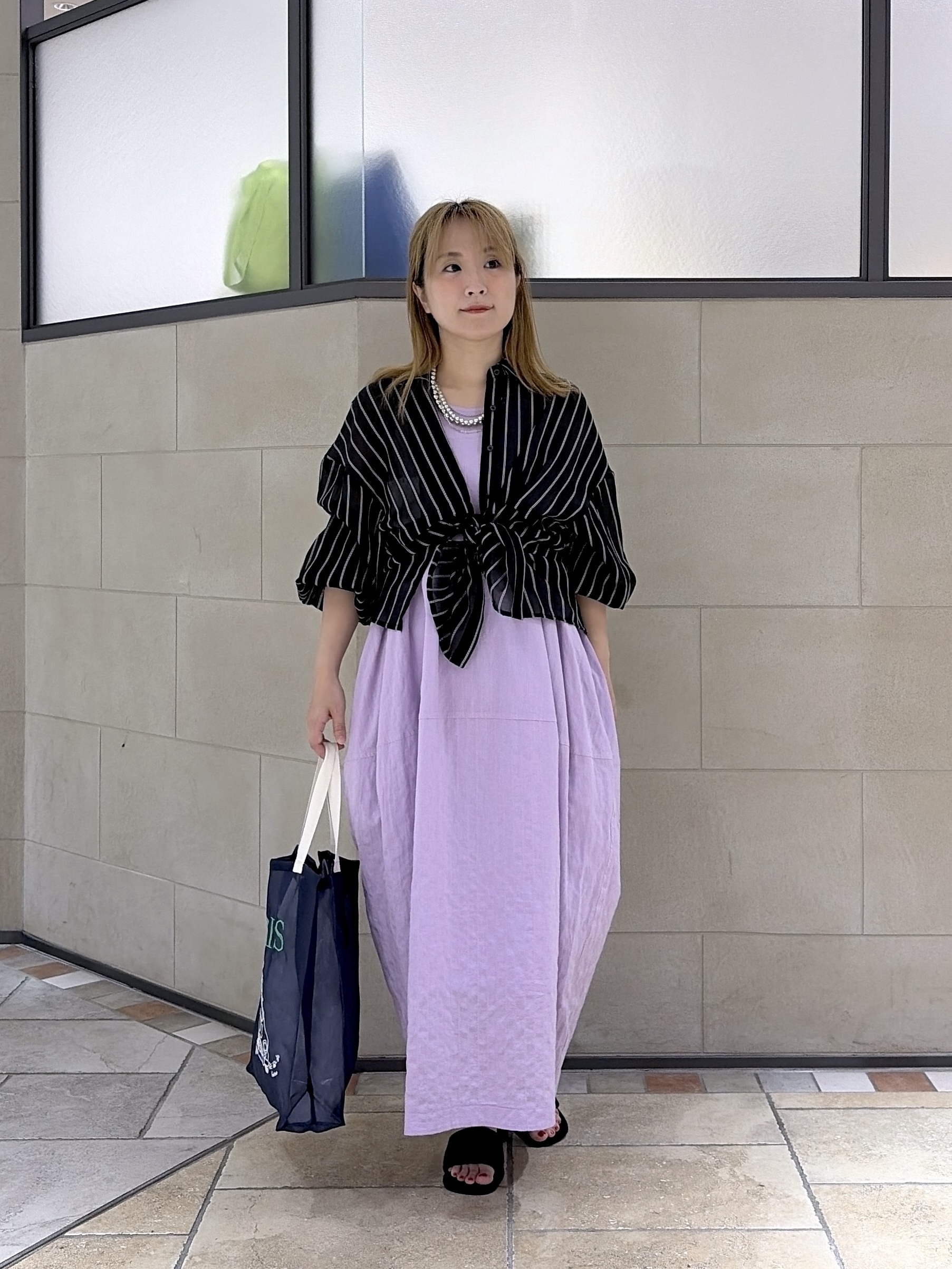 よねさんの「INDIVI｜シアーストライプ 切替タックシャツ」を使ったコーディネート