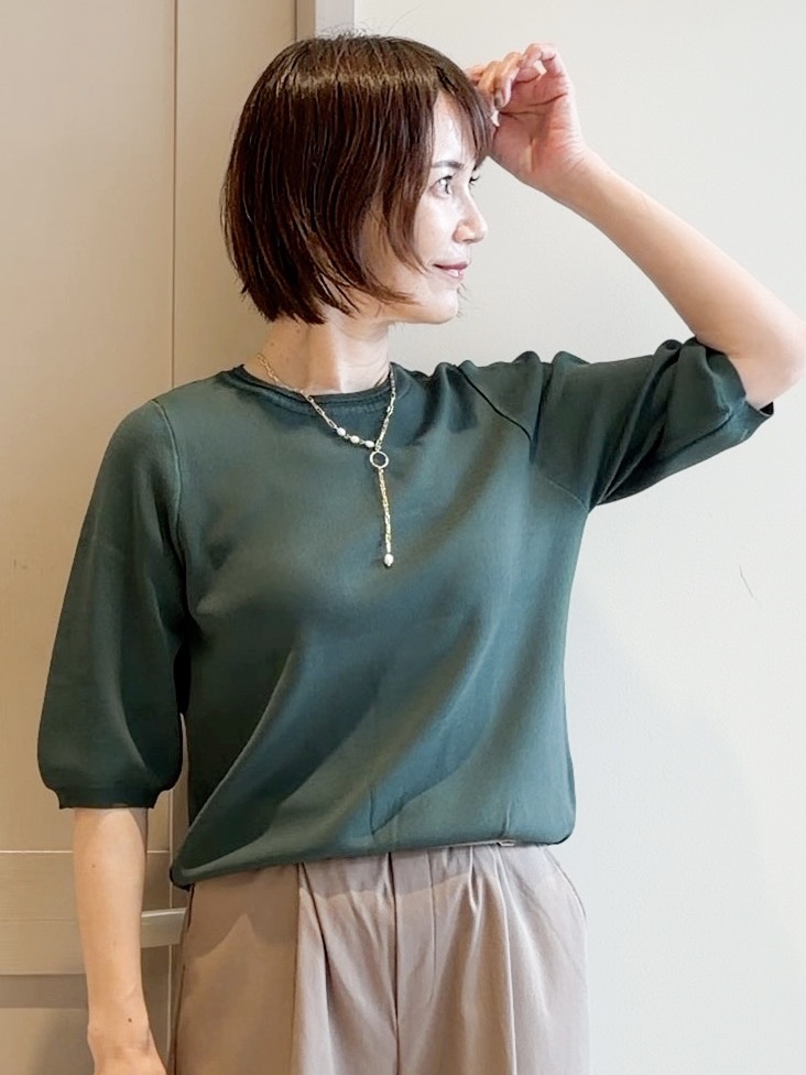 yamakoさんの「grove｜暑い季節もきれいが続く！センタープレスが取れにくい、ハイパーストレッチワイドパンツ」を使ったコーディネート