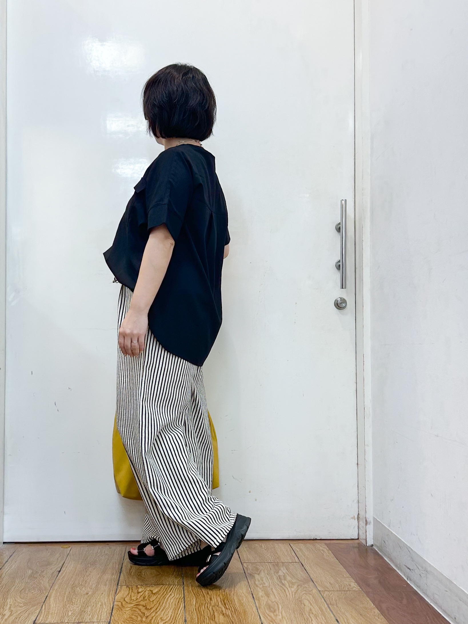 haruさんの「SHOO･LA･RUE｜【洗濯後しわになりにくい/ひんやり/UV/吸水速乾】Wポケットが目を引く オンオフ使えるスキッパーブ」を使ったコーディネート