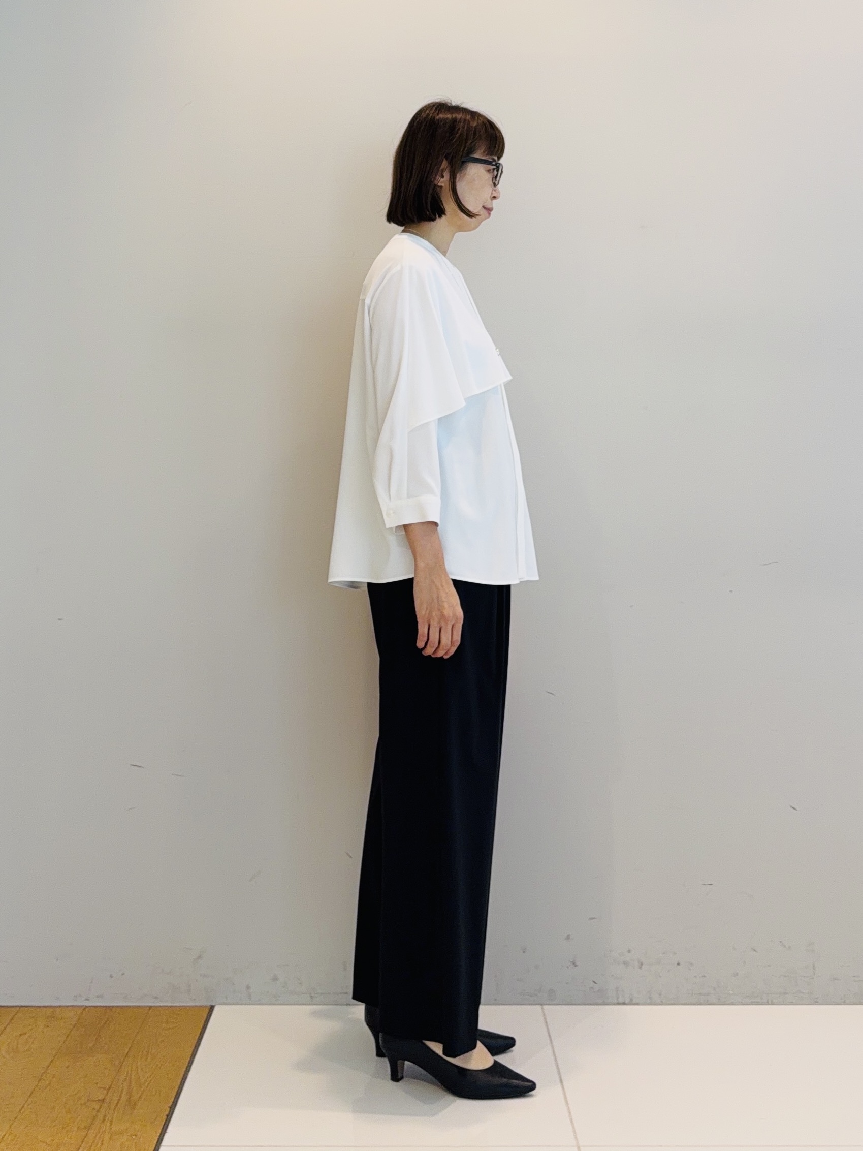 murayamaさんの「INDIVI｜【新作登場！着る日傘】 ケープ風ブラウス」を使ったコーディネート