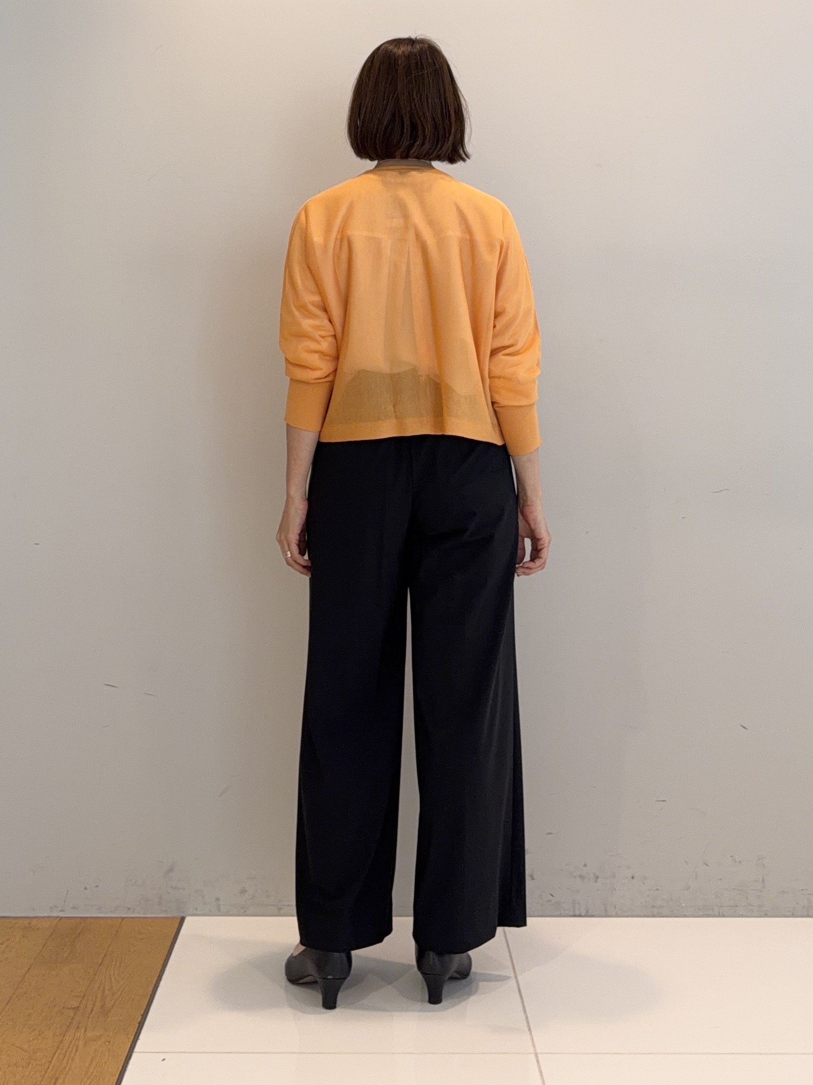 murayamaさんの「INDIVI｜【新作登場！着る日傘】 ケープ風ブラウス」を使ったコーディネート