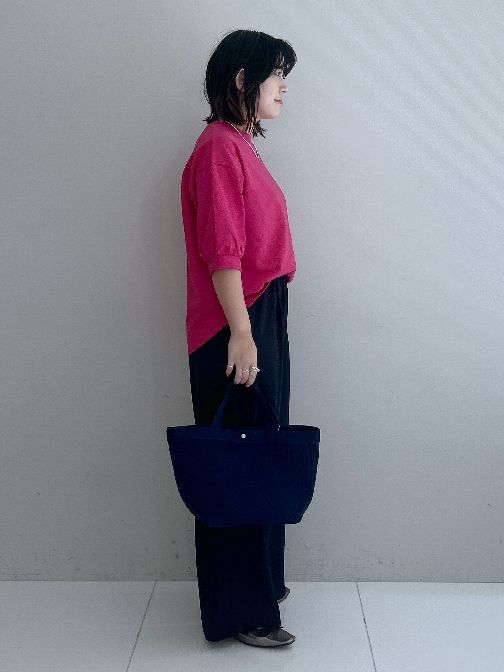 Hirokaさんの「Dessin｜バックヘンリーカットソー5分袖」を使ったコーディネート
