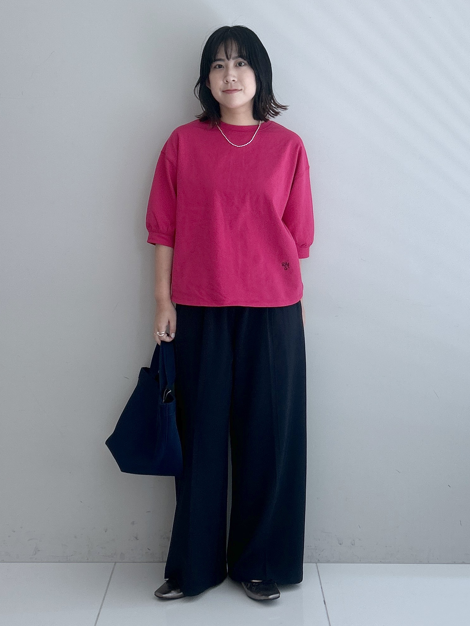 Hirokaさんの「Dessin｜バックヘンリーカットソー5分袖」を使ったコーディネート