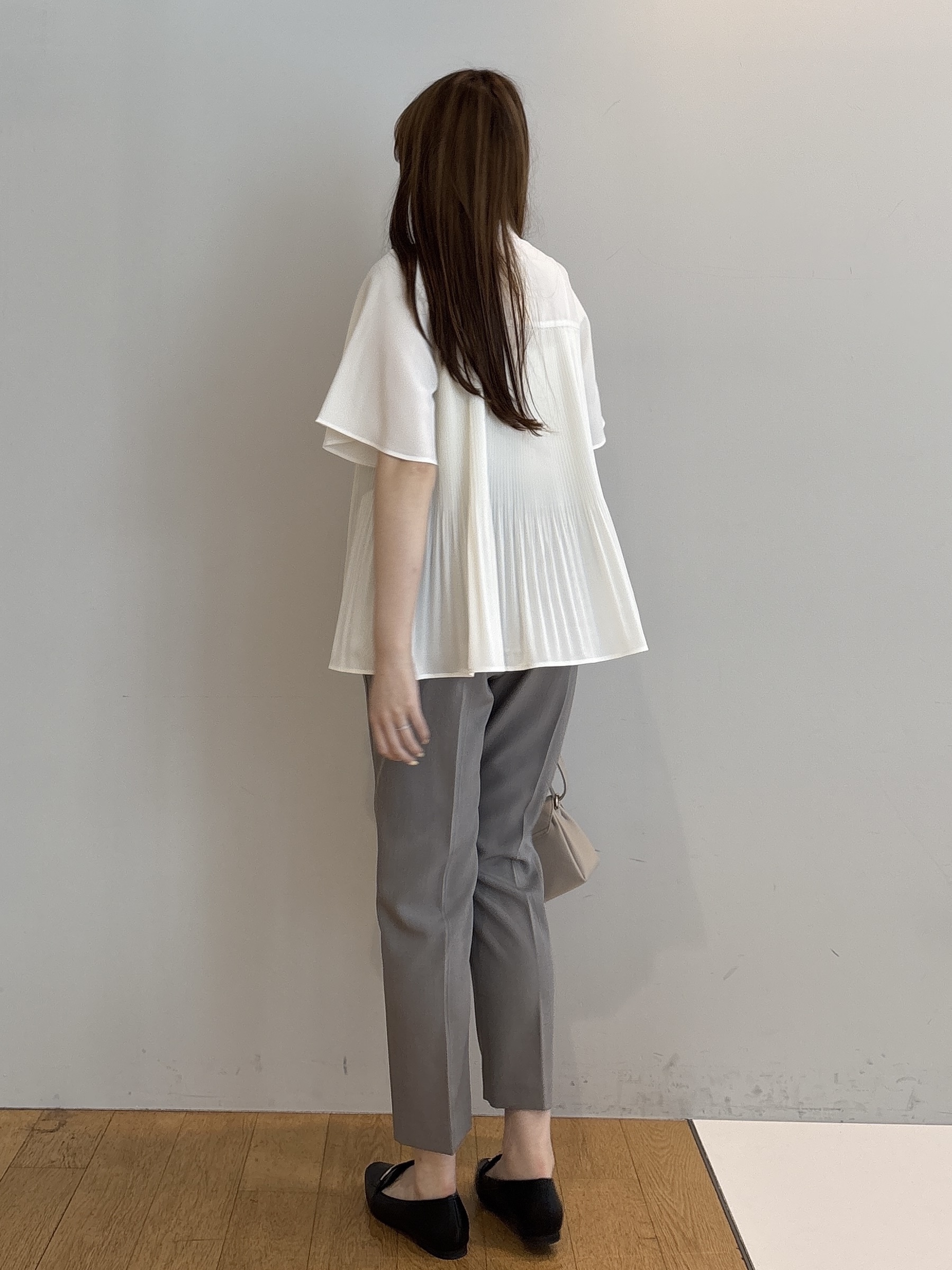 sayaさんの「grove｜【体系カバー◎】大人フェミニン消しプリーツブラウス」を使ったコーディネート