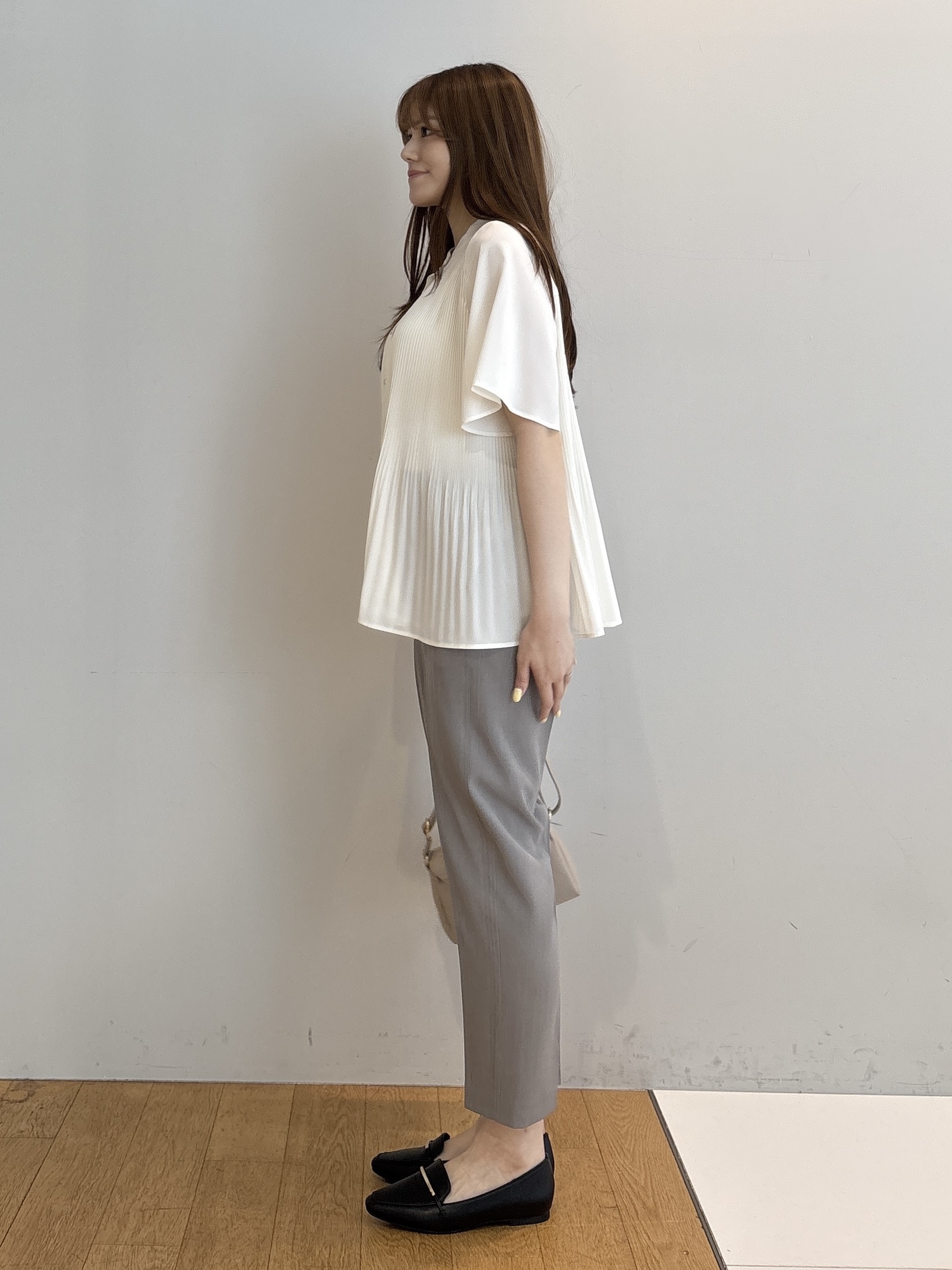 sayaさんの「grove｜【体系カバー◎】大人フェミニン消しプリーツブラウス」を使ったコーディネート