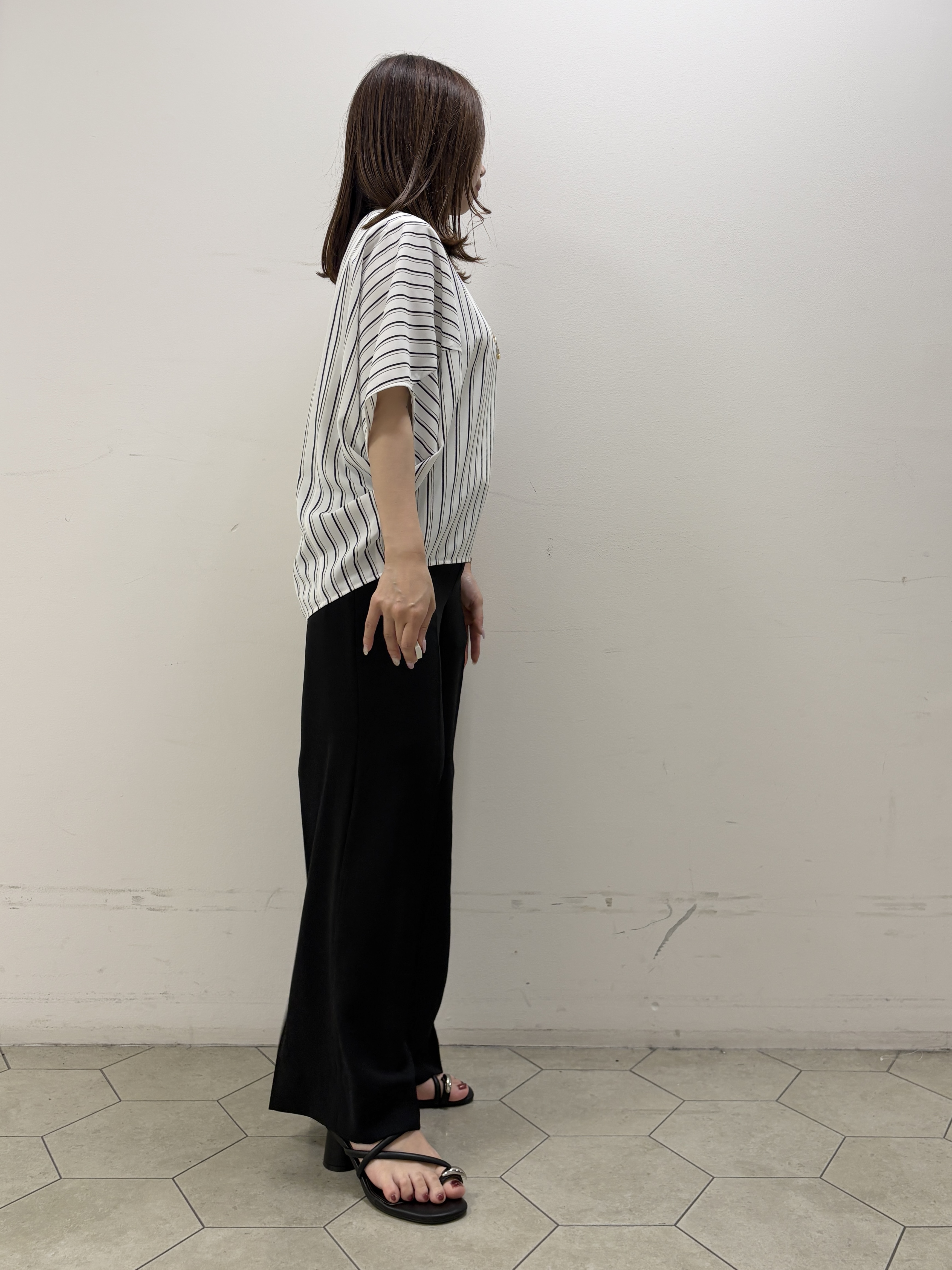 kahoさんの「INDIVI｜【UVケア／接触冷感】ジョーゼットドルマンブラウス」を使ったコーディネート