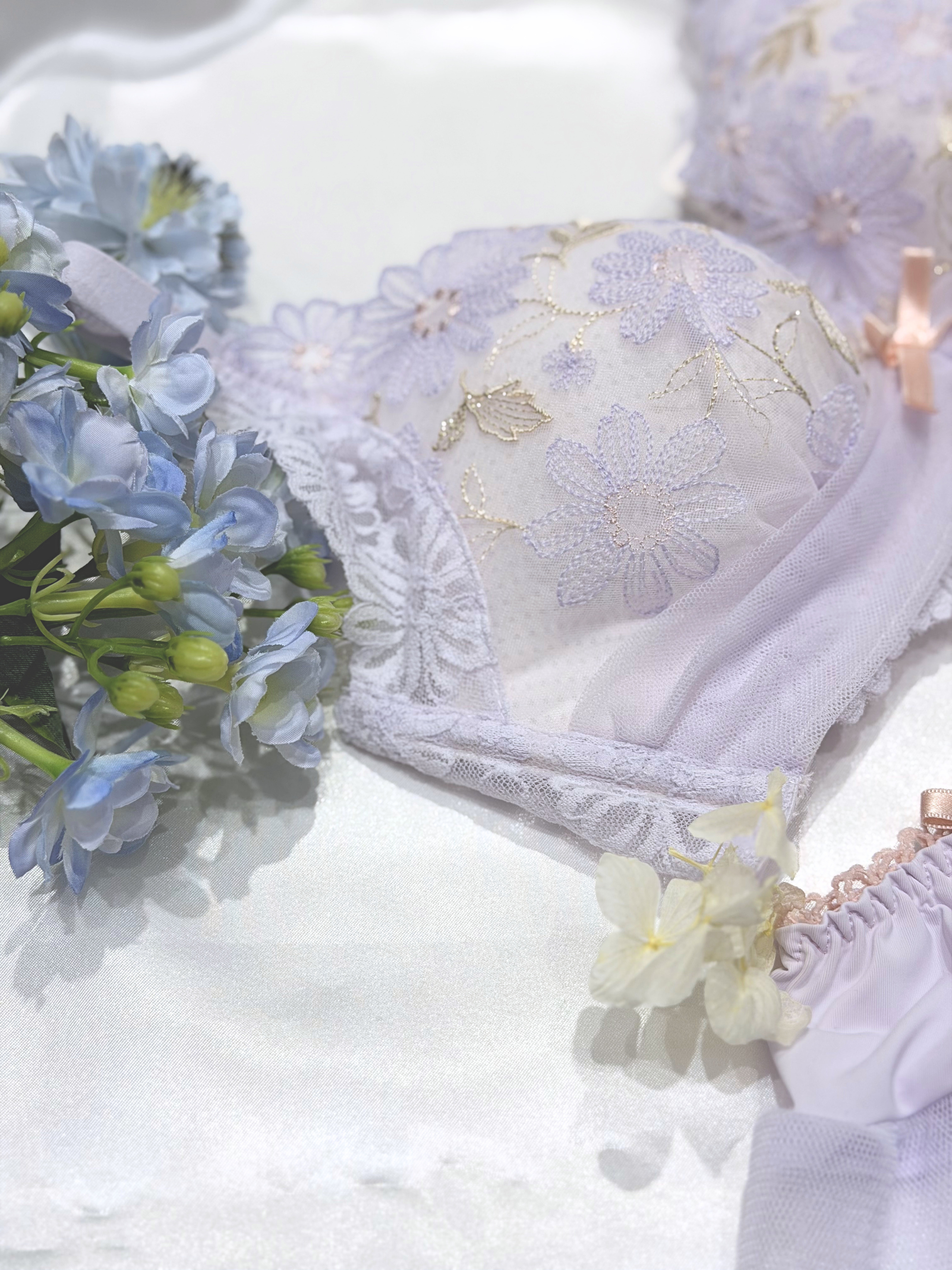 cocoさんの「Risa Magli｜スフレ ノンワイヤーブラ （B－C） ＜ノンワイヤーブラ シュシュフィットタイプ＞」を使ったコーディネート