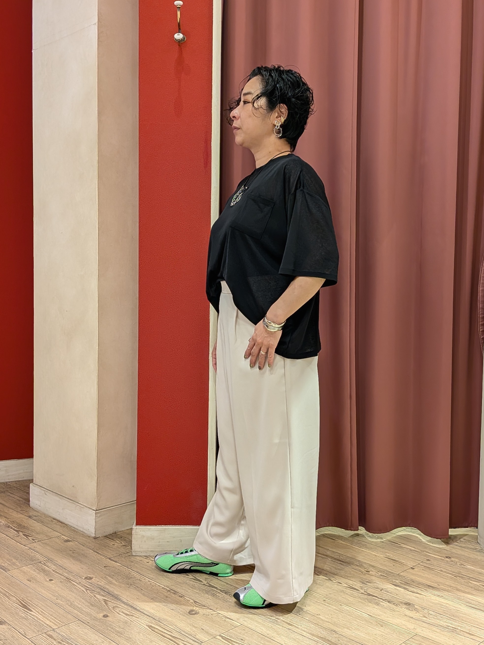 cameさんの「SHOO･LA･RUE｜【S-LL/洗濯機可/体型カバー】ゆるっとこなれる 大人のシアースラブTシャツ」を使ったコーディネート