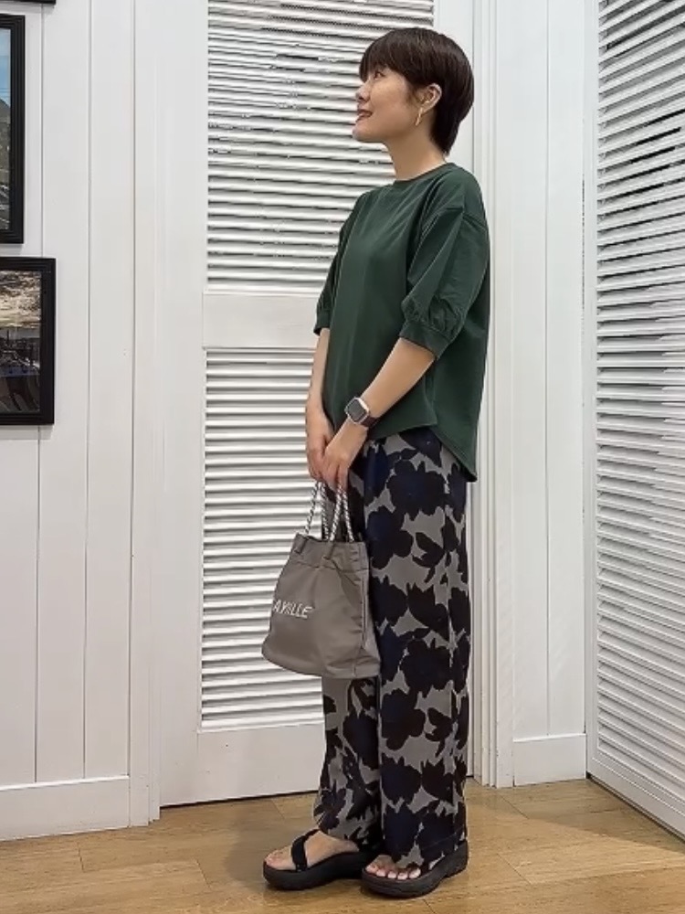 Hamaさんの「Dessin｜バックヘンリーカットソー5分袖」を使ったコーディネート