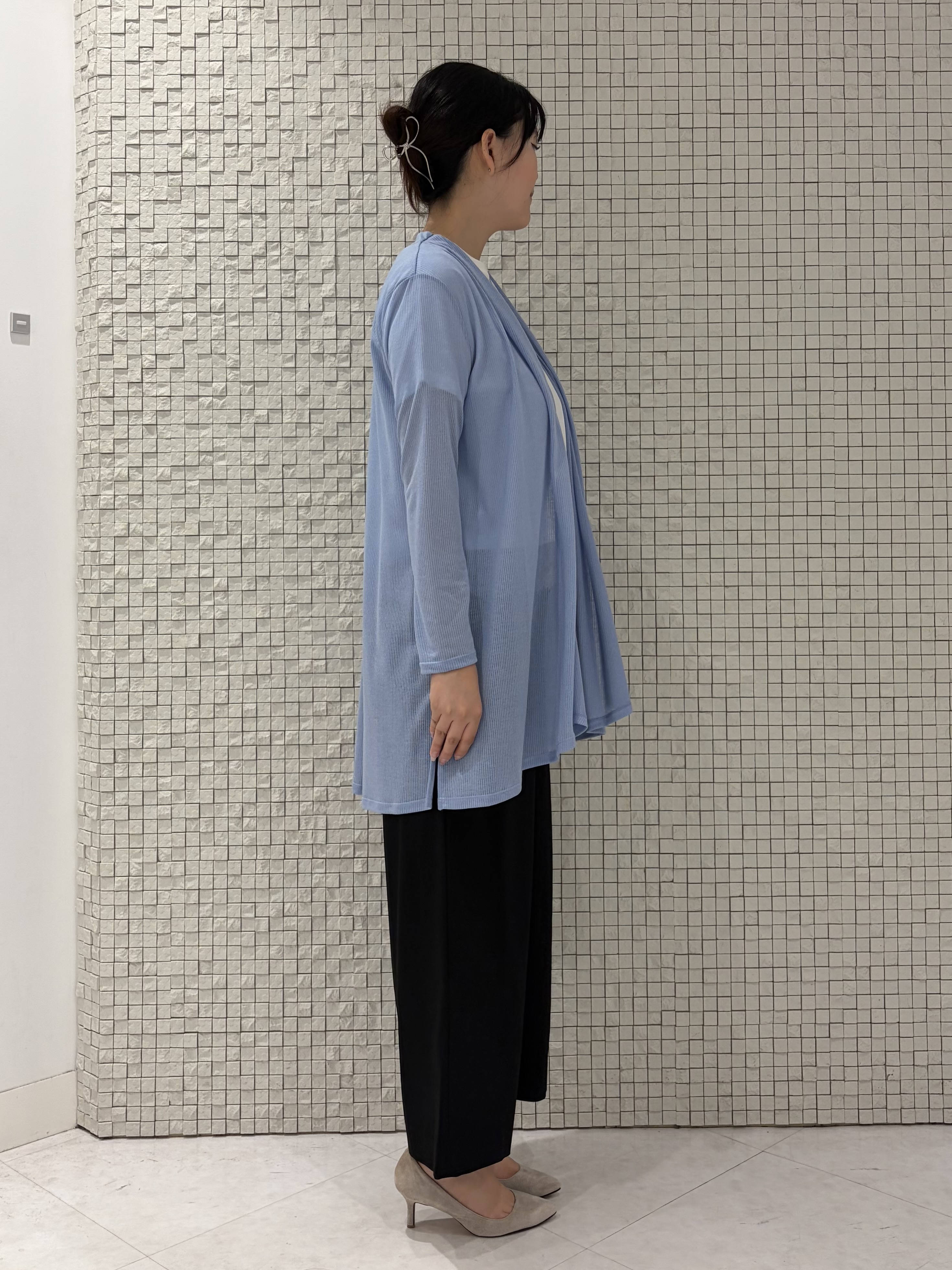 koharuさんの「INDIVI｜【汗ジミ防止／接触冷感】裾レースドルマンTシャツ」を使ったコーディネート