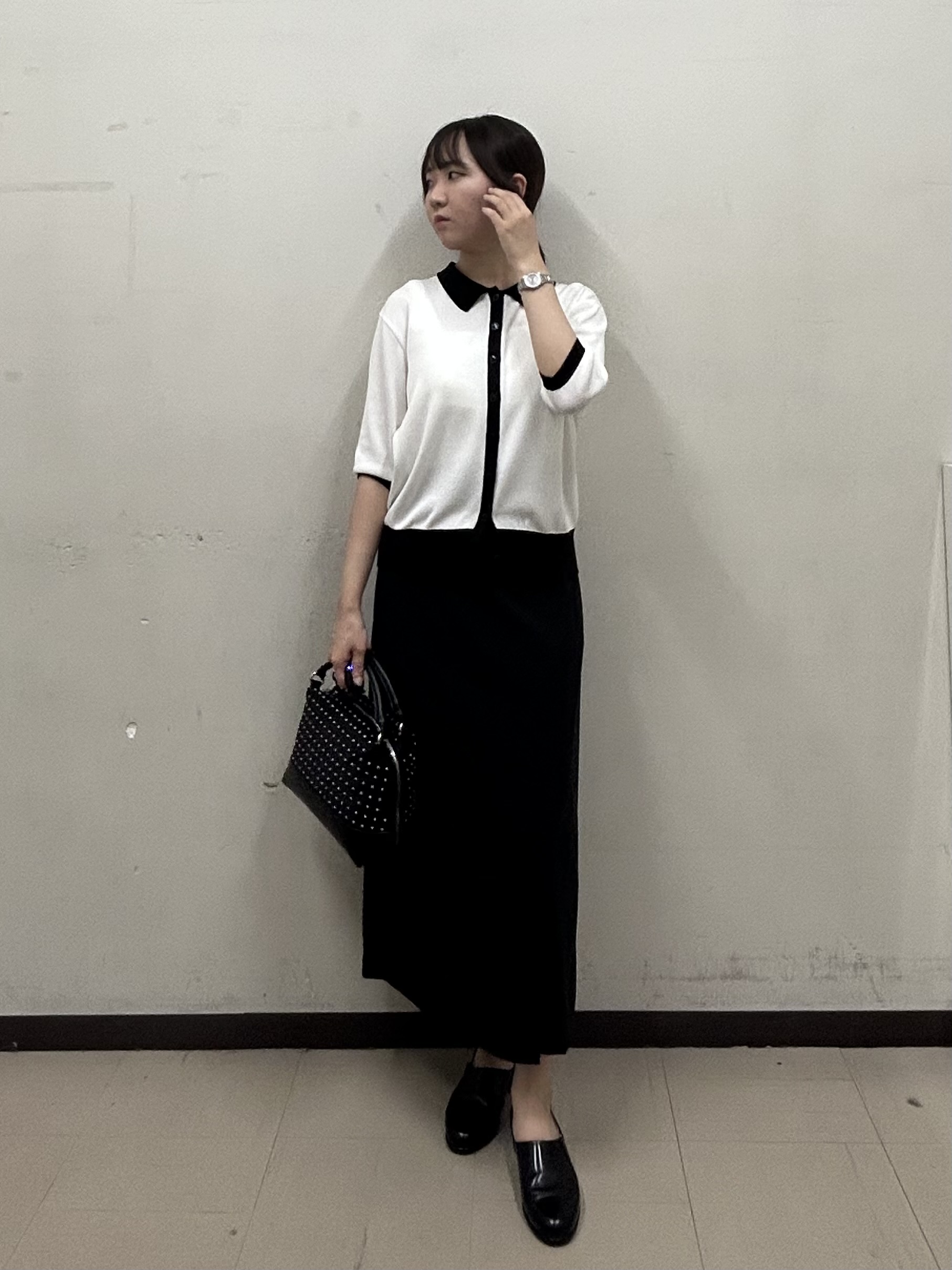 noeさんの「INDIVI｜【バイカラー】衿付きシャツ風ニット」を使ったコーディネート
