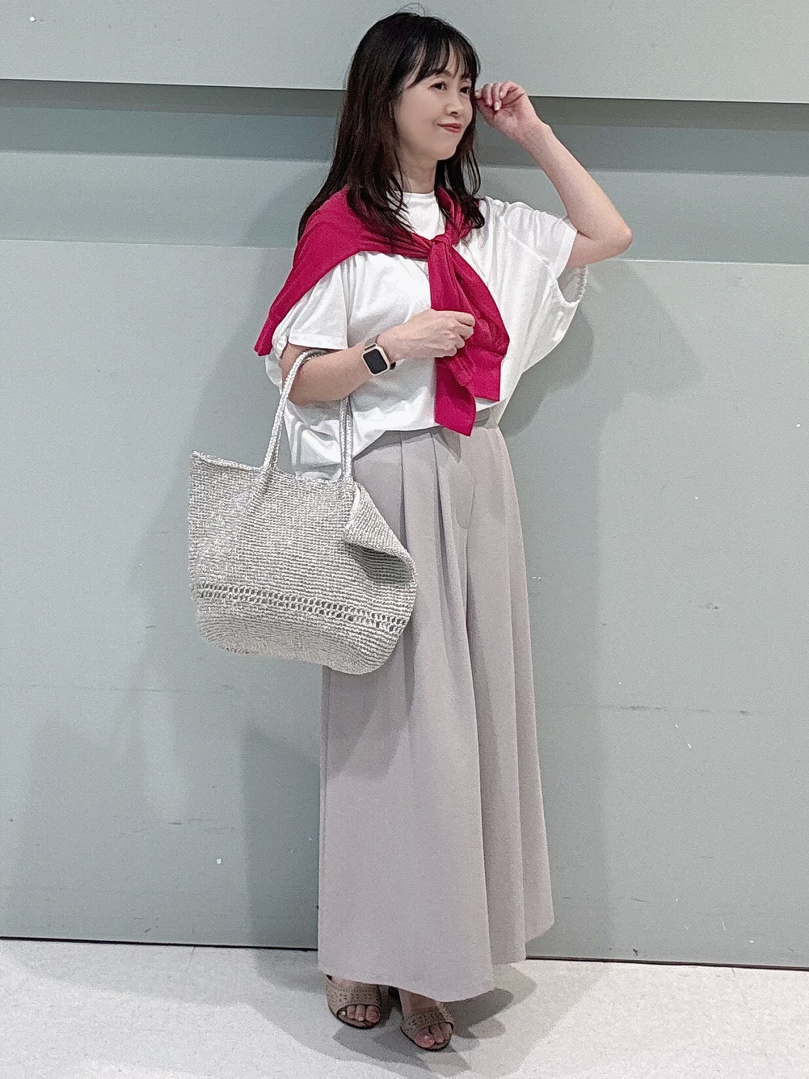 makiさんの「UNTITLED｜【7色展開/ゆったり/ショート丈】シアートリコットカーディガン」を使ったコーディネート