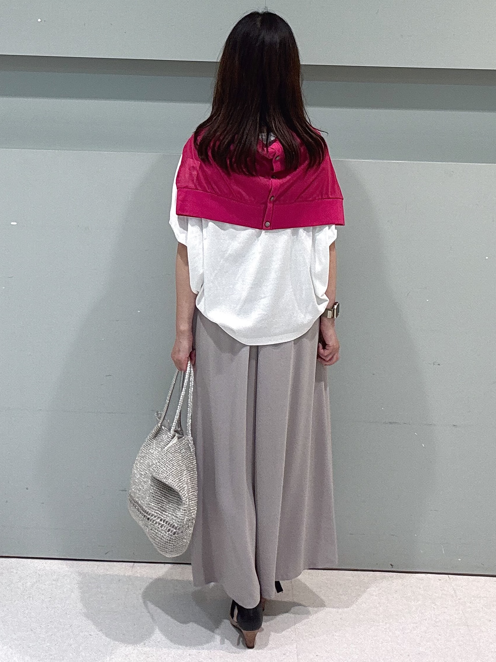 makiさんの「UNTITLED｜【7色展開/ゆったり/ショート丈】シアートリコットカーディガン」を使ったコーディネート