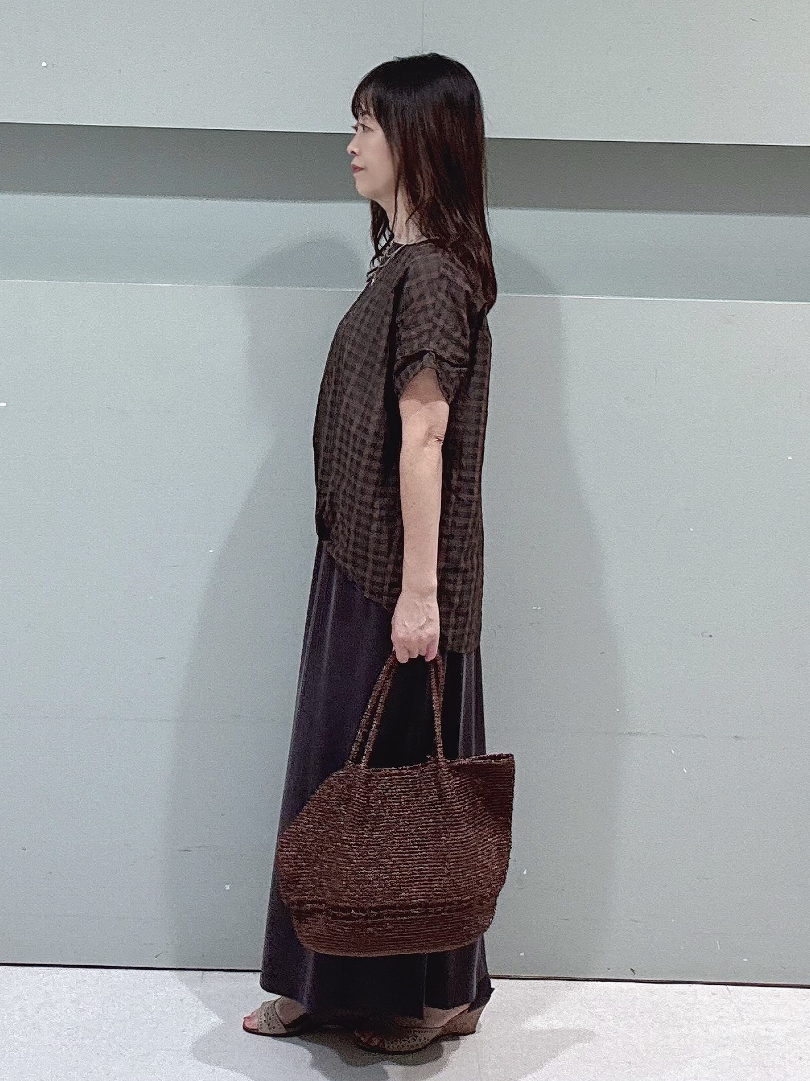 makiさんの「UNTITLED｜シアーチェックブラウス」を使ったコーディネート