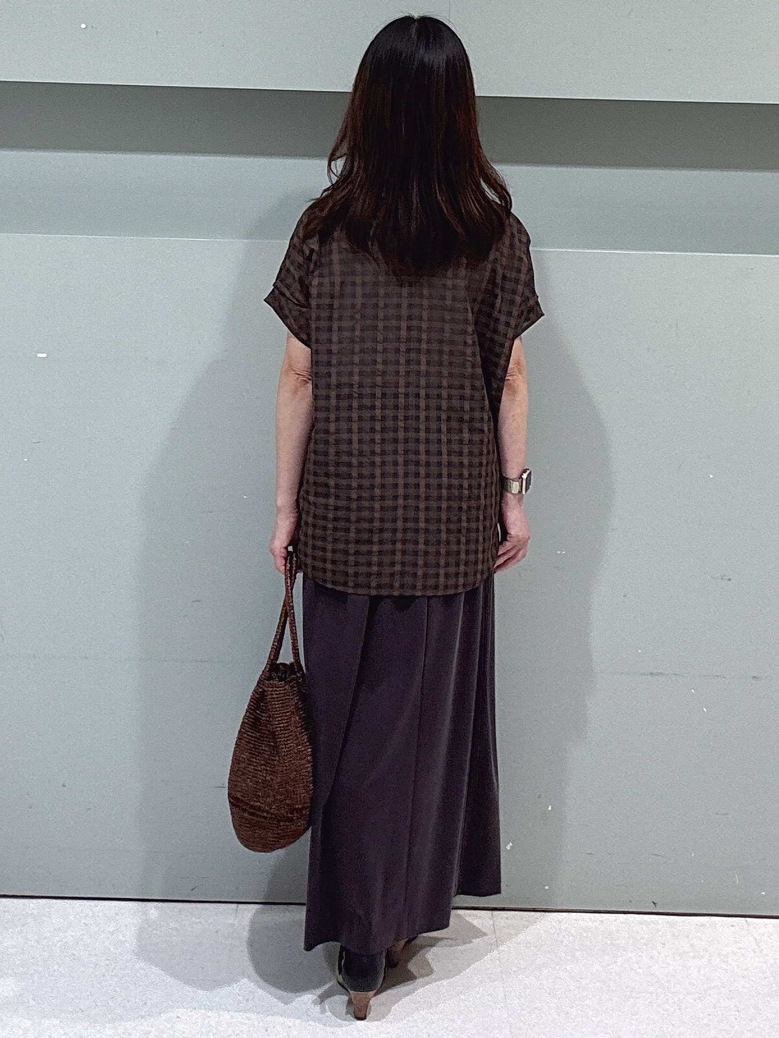 makiさんの「UNTITLED｜シアーチェックブラウス」を使ったコーディネート