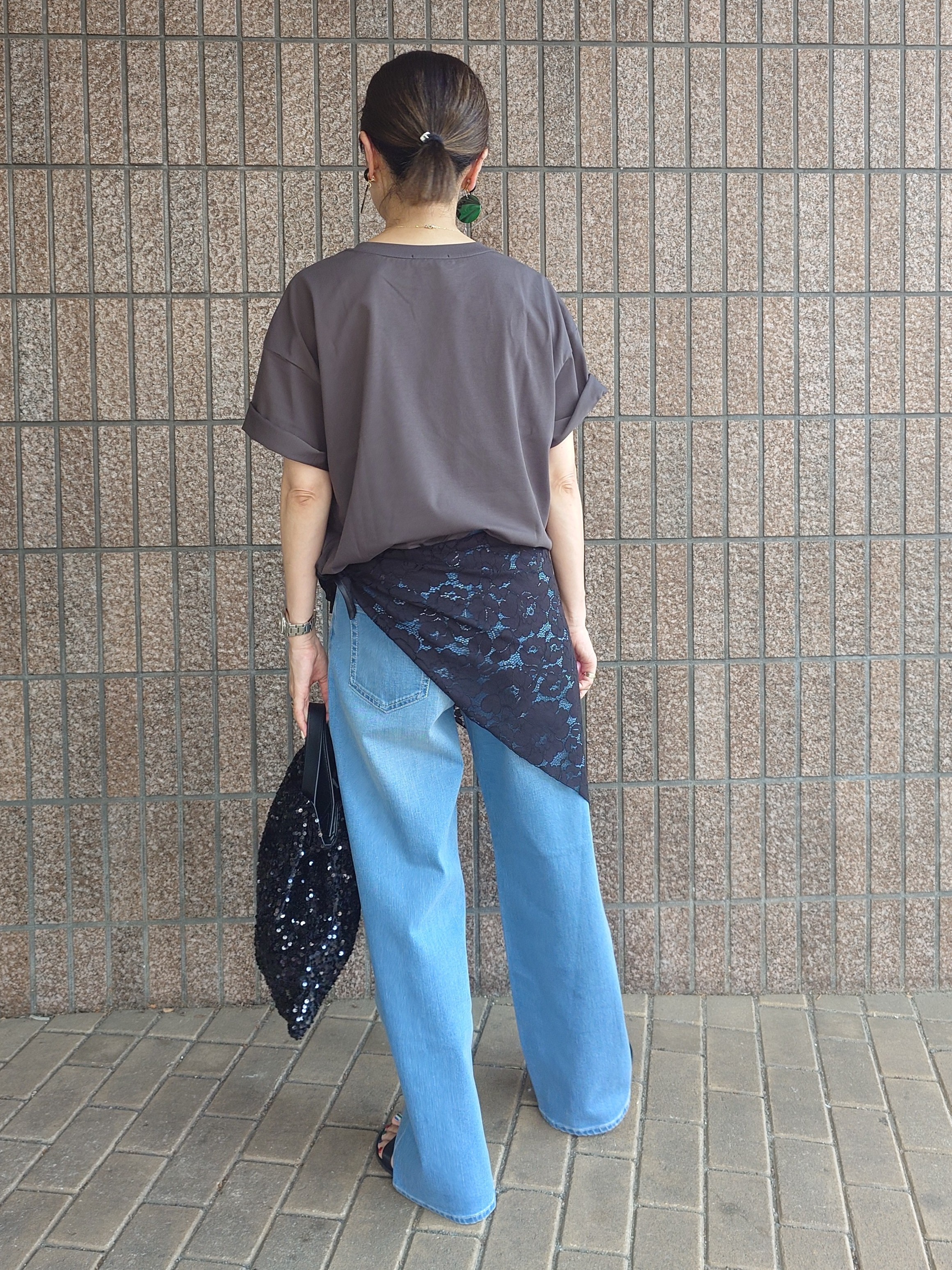 MUTSUKOさんの「UNTITLED｜ベロアプリントロゴT」を使ったコーディネート